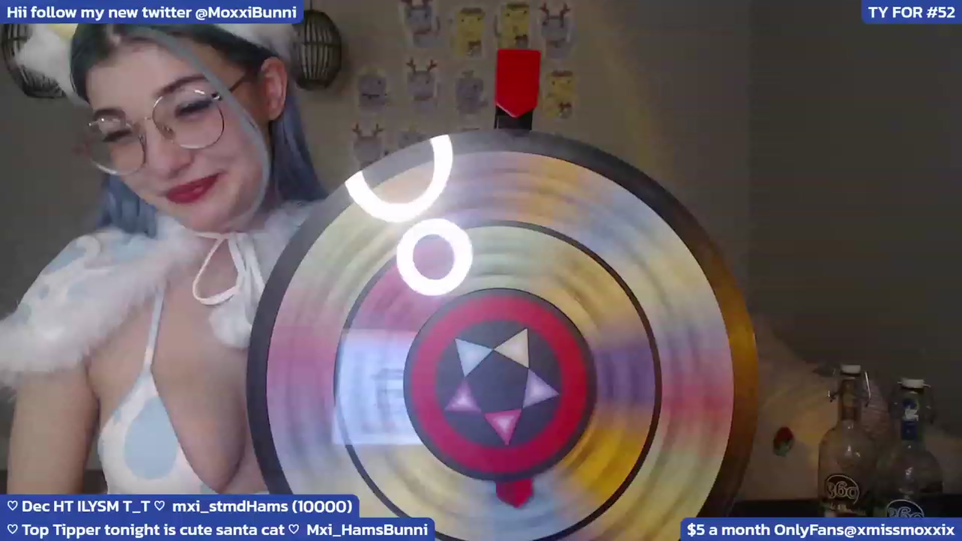 Gallery image thumbnail from MoxxiBunni's myfreecams stream on, 12/17/2023, 05:18 image 15 of 20