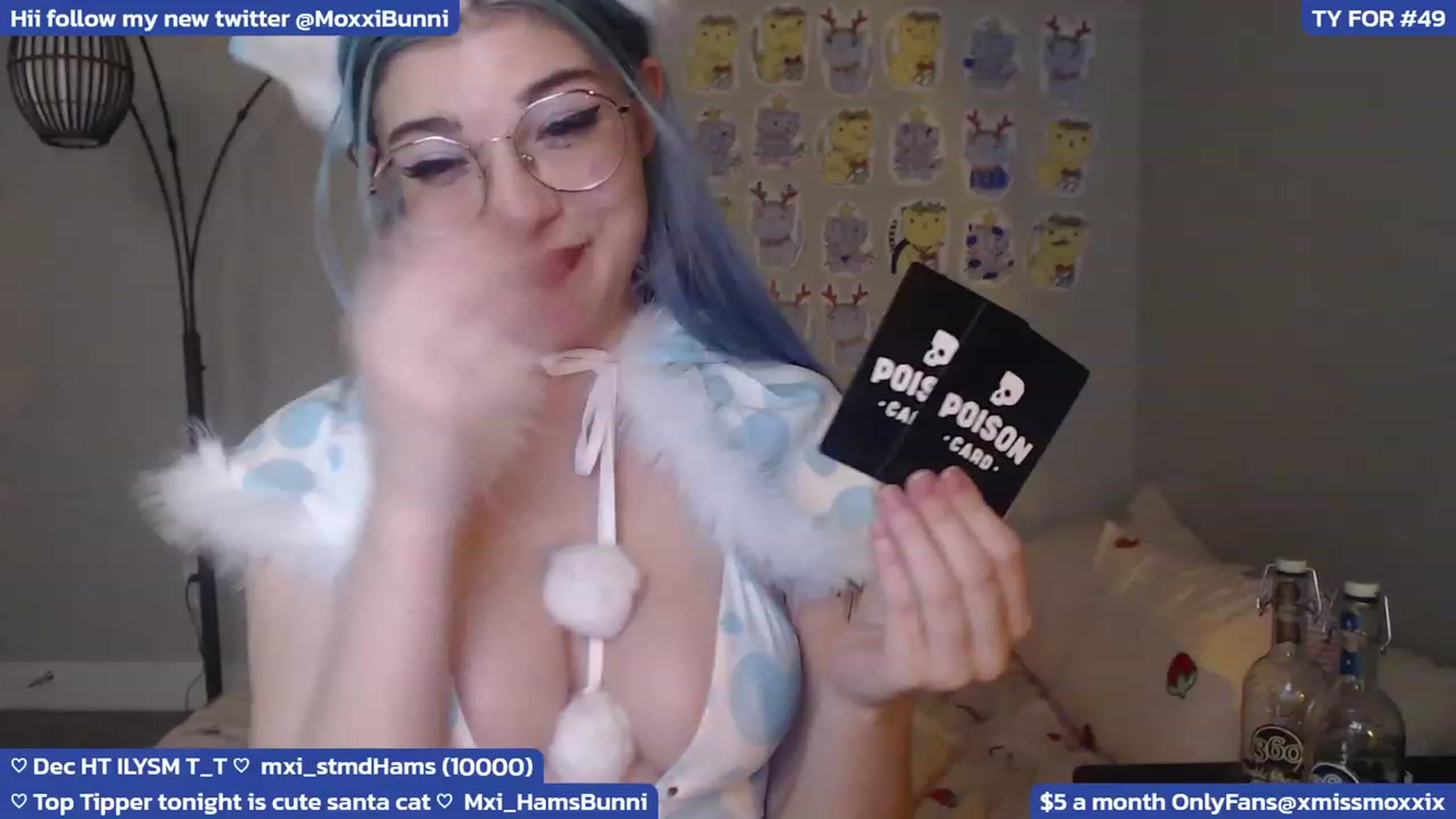 Gallery image thumbnail from MoxxiBunni's myfreecams stream on, 12/17/2023, 05:41 image 16 of 20
