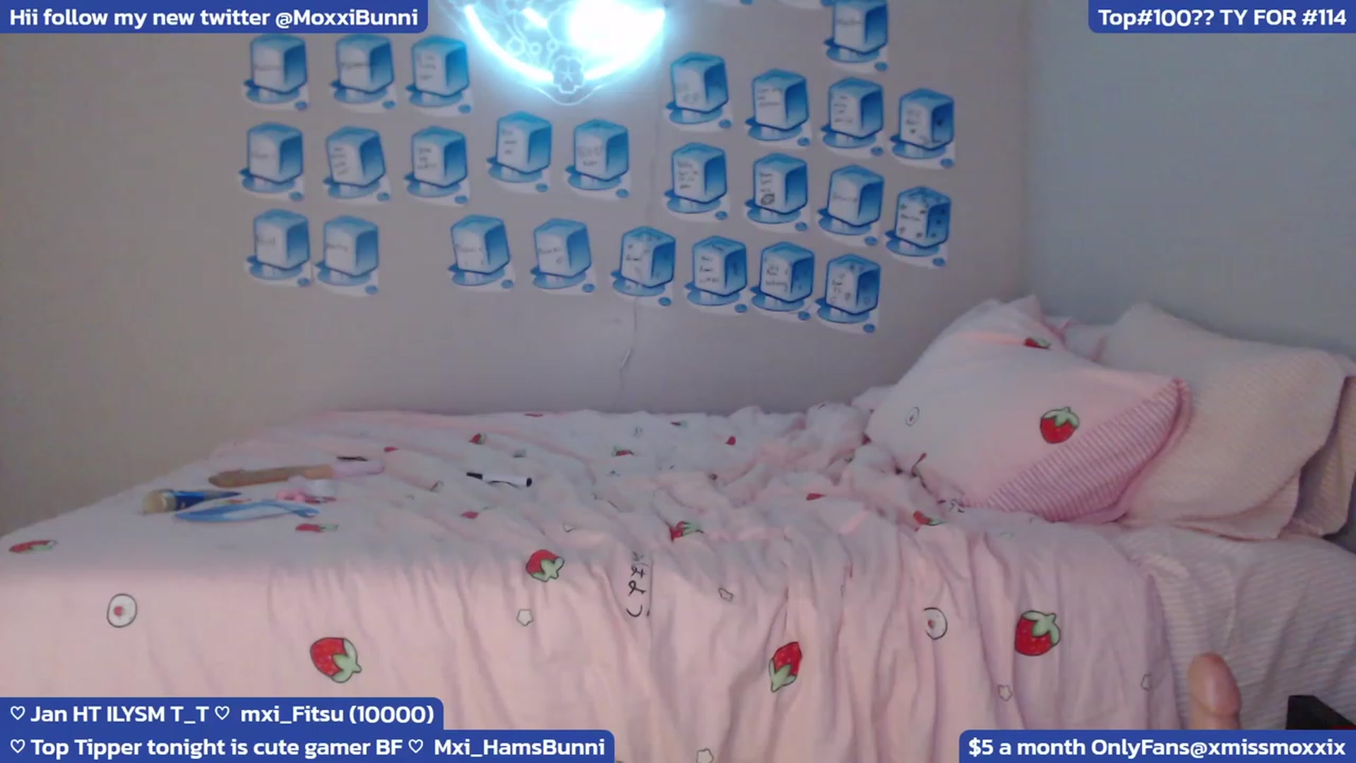 Gallery image thumbnail from MoxxiBunni's myfreecams stream on, 01/31/2024, 05:44 image 7 of 20