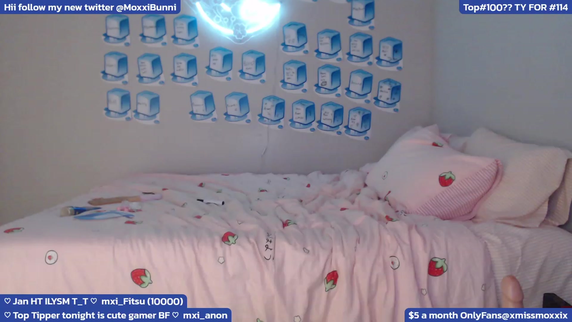 Gallery image thumbnail from MoxxiBunni's myfreecams stream on, 01/31/2024, 05:44 image 10 of 20