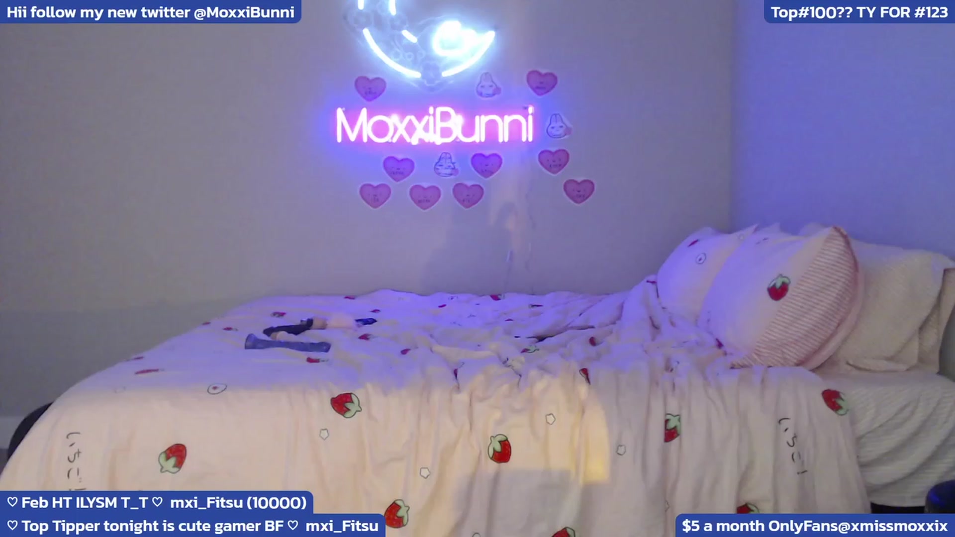 Gallery image thumbnail from MoxxiBunni's myfreecams stream on, 02/10/2024, 07:20 image 13 of 20