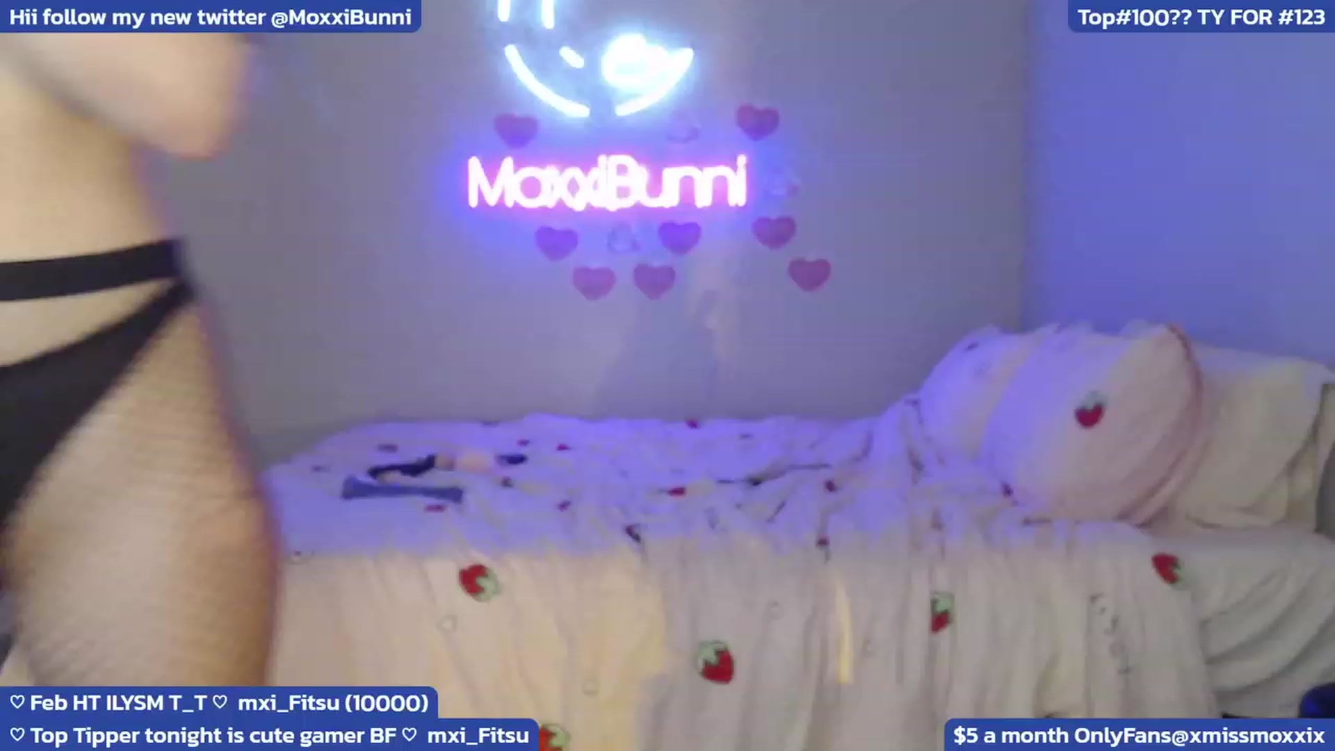 Gallery image thumbnail from MoxxiBunni's myfreecams stream on, 02/10/2024, 07:20 image 14 of 20