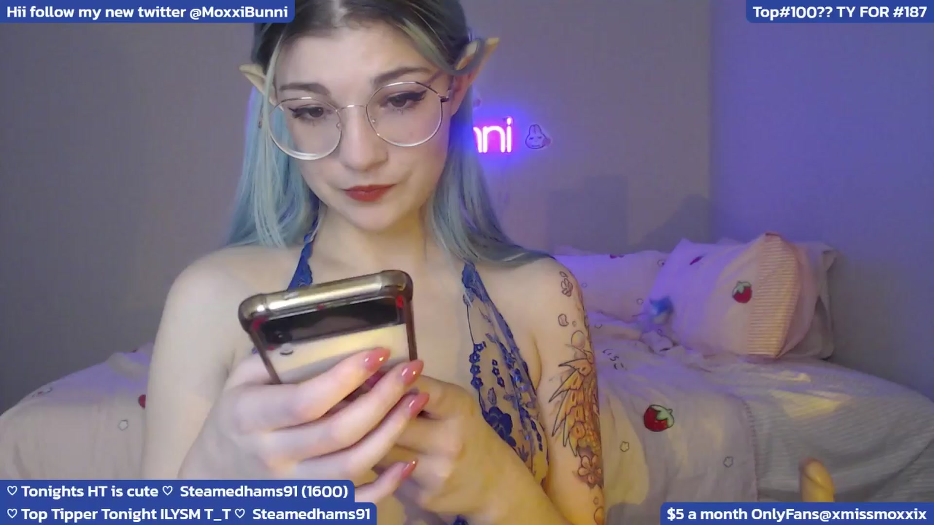 Gallery image thumbnail from MoxxiBunni's myfreecams stream on, 03/30/2024, 05:24 image 7 of 20