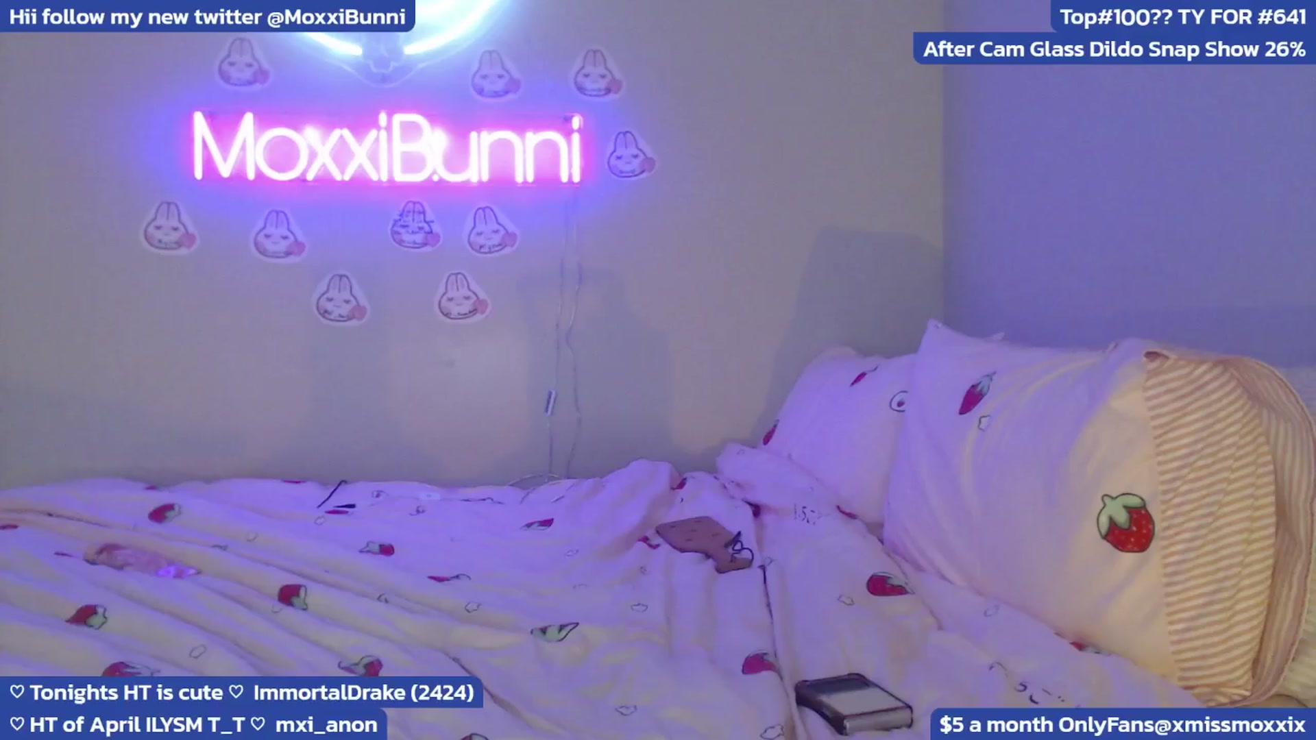 Gallery image thumbnail from MoxxiBunni's myfreecams stream on, 04/07/2024, 05:03 image 18 of 20