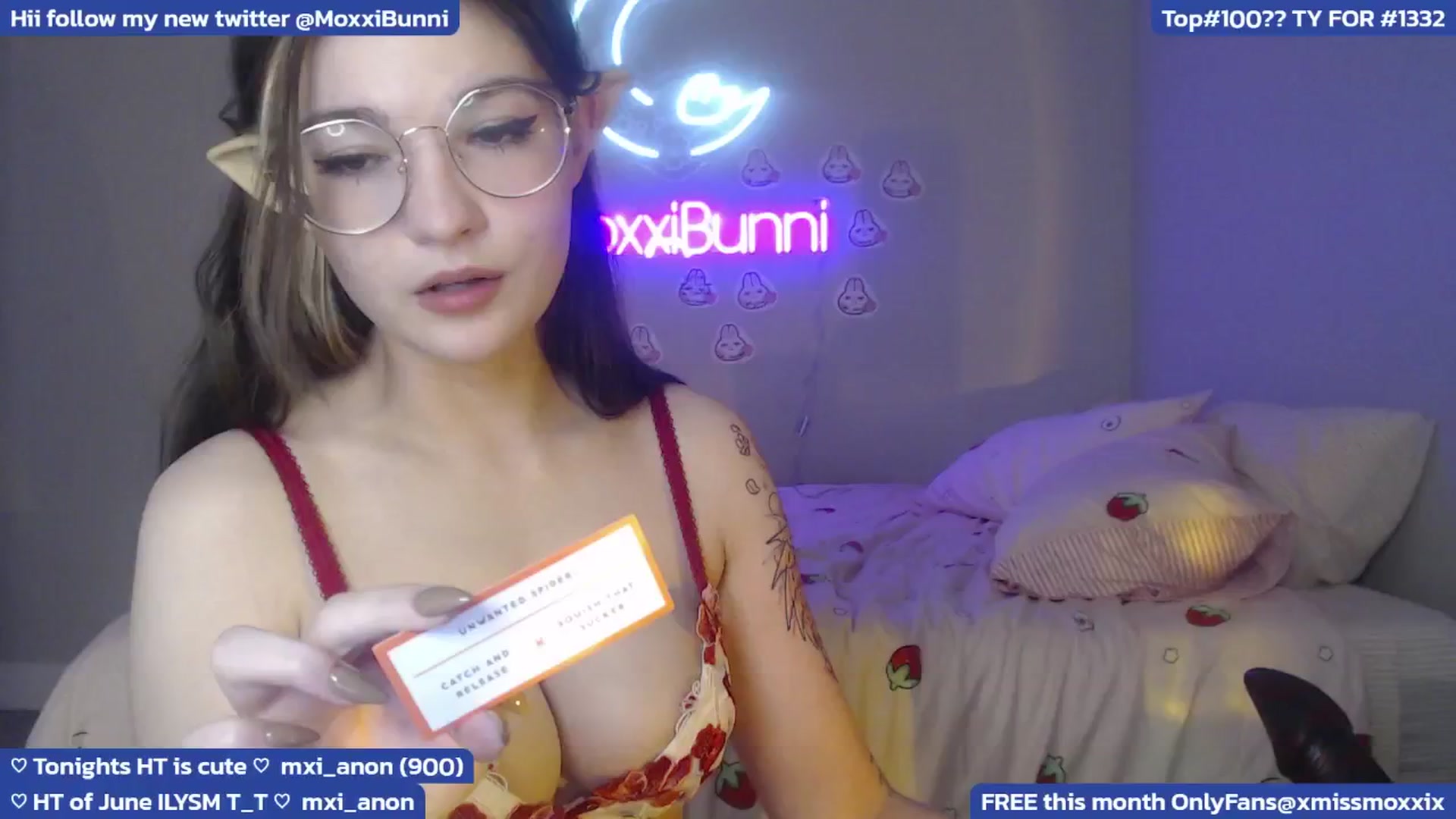 Gallery image thumbnail from MoxxiBunni's myfreecams stream on, 06/23/2024, 04:41 image 19 of 20