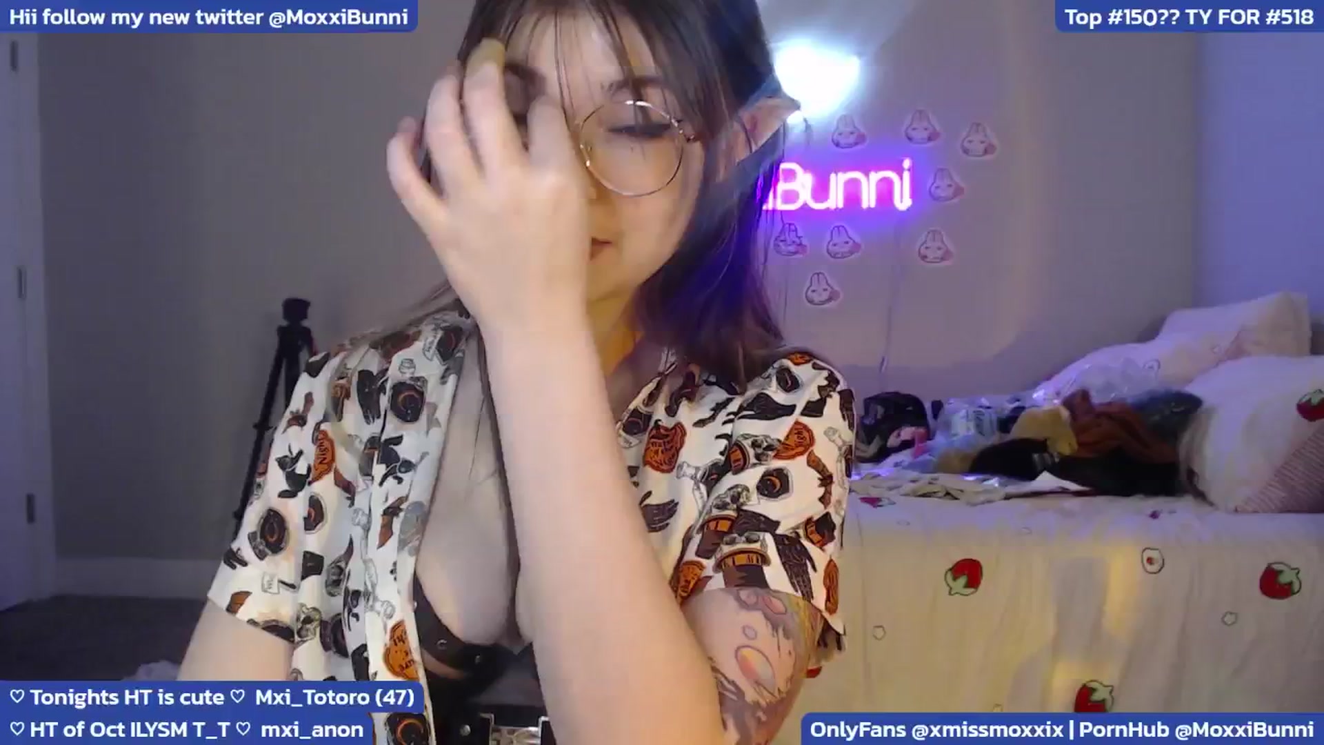Gallery image thumbnail from MoxxiBunni's myfreecams stream on, 10/26/2024, 05:13 image 2 of 20