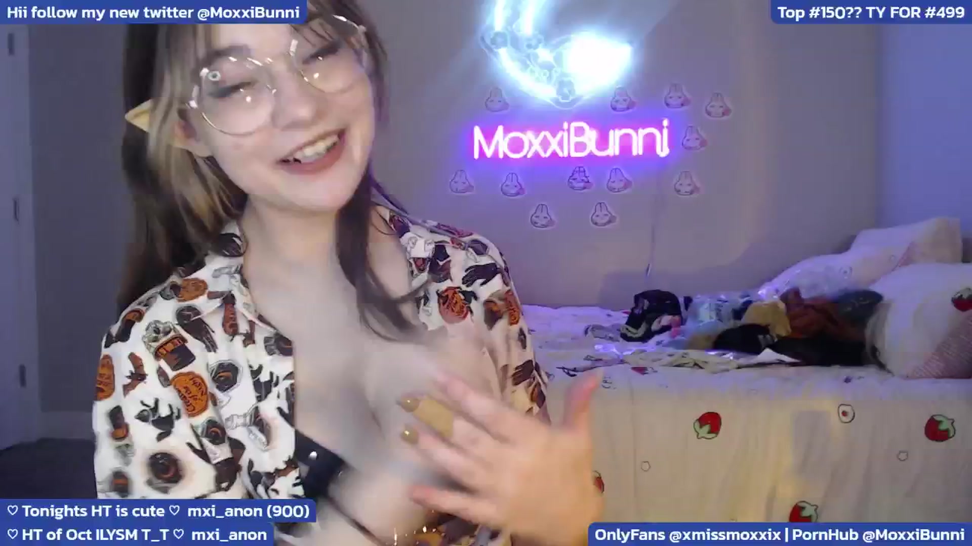 Gallery image thumbnail from MoxxiBunni's myfreecams stream on, 10/26/2024, 05:13 image 7 of 20