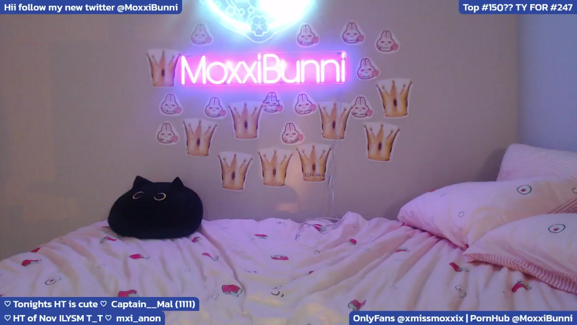 Gallery image thumbnail from MoxxiBunni's myfreecams stream on, 11/19/2024, 06:02 image 3 of 20