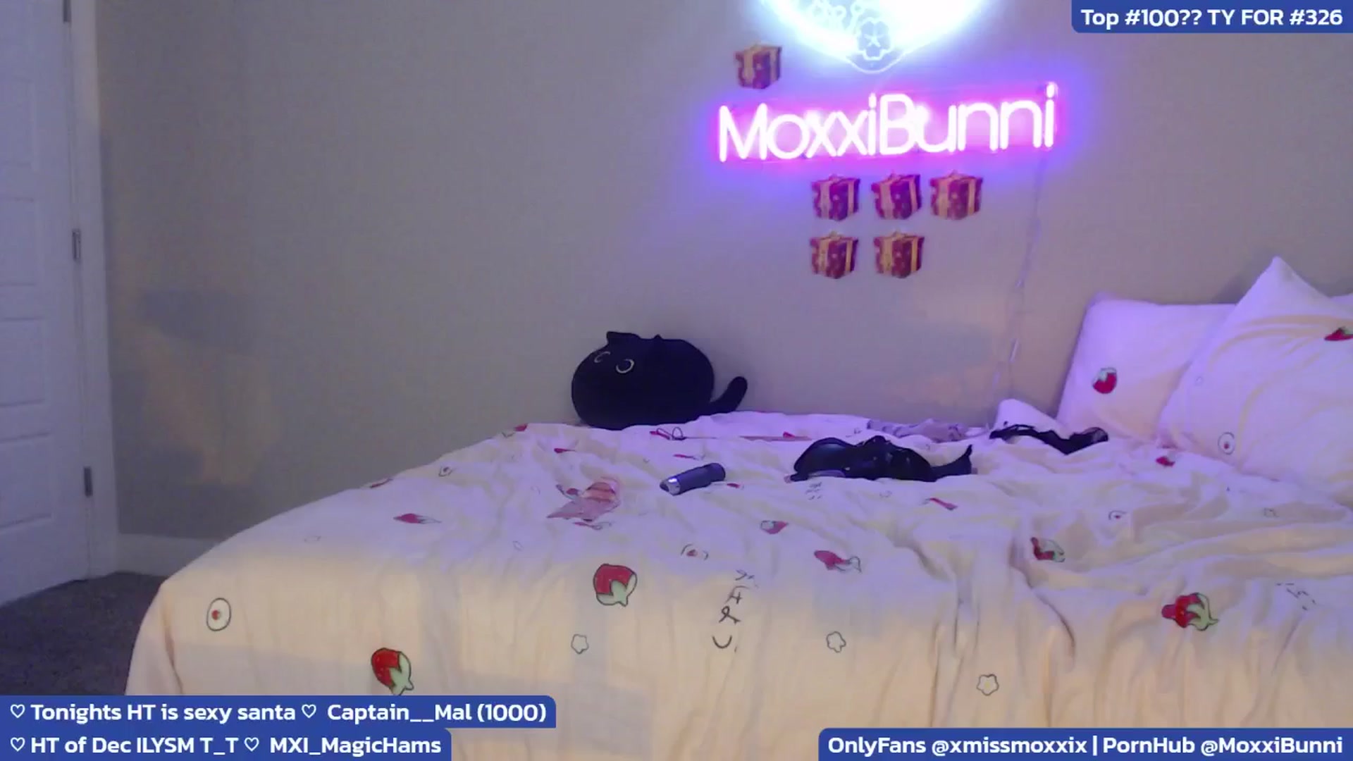 Gallery image thumbnail from MoxxiBunni's myfreecams stream on, 01/12/2025, 06:37 image 12 of 20