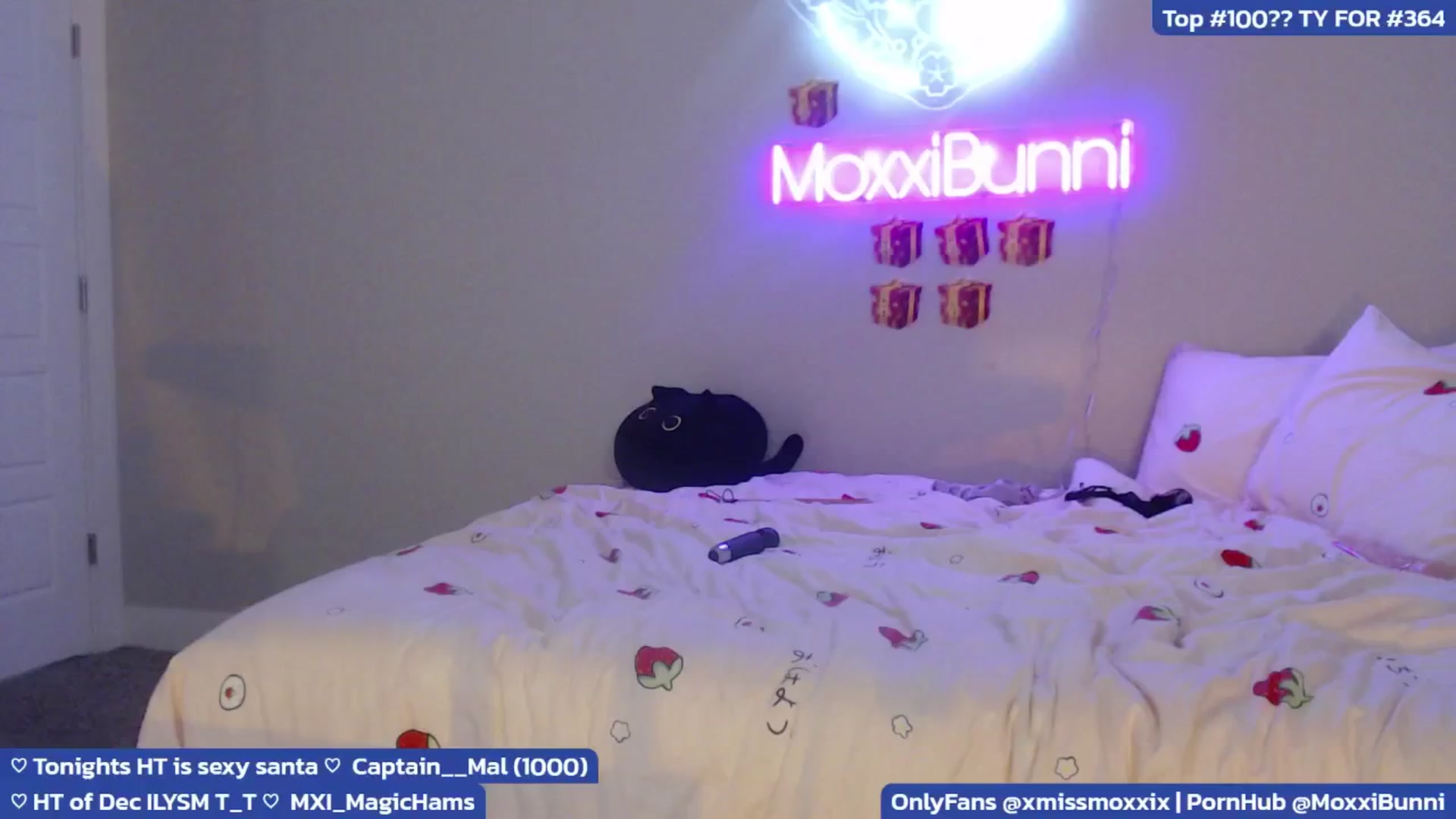 Gallery image thumbnail from MoxxiBunni's myfreecams stream on, 01/12/2025, 06:37 image 8 of 20