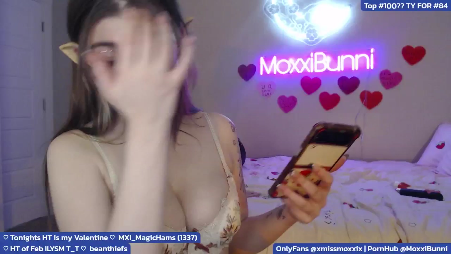 Gallery image thumbnail from MoxxiBunni's myfreecams stream on, 02/05/2025, 06:13 image 17 of 20