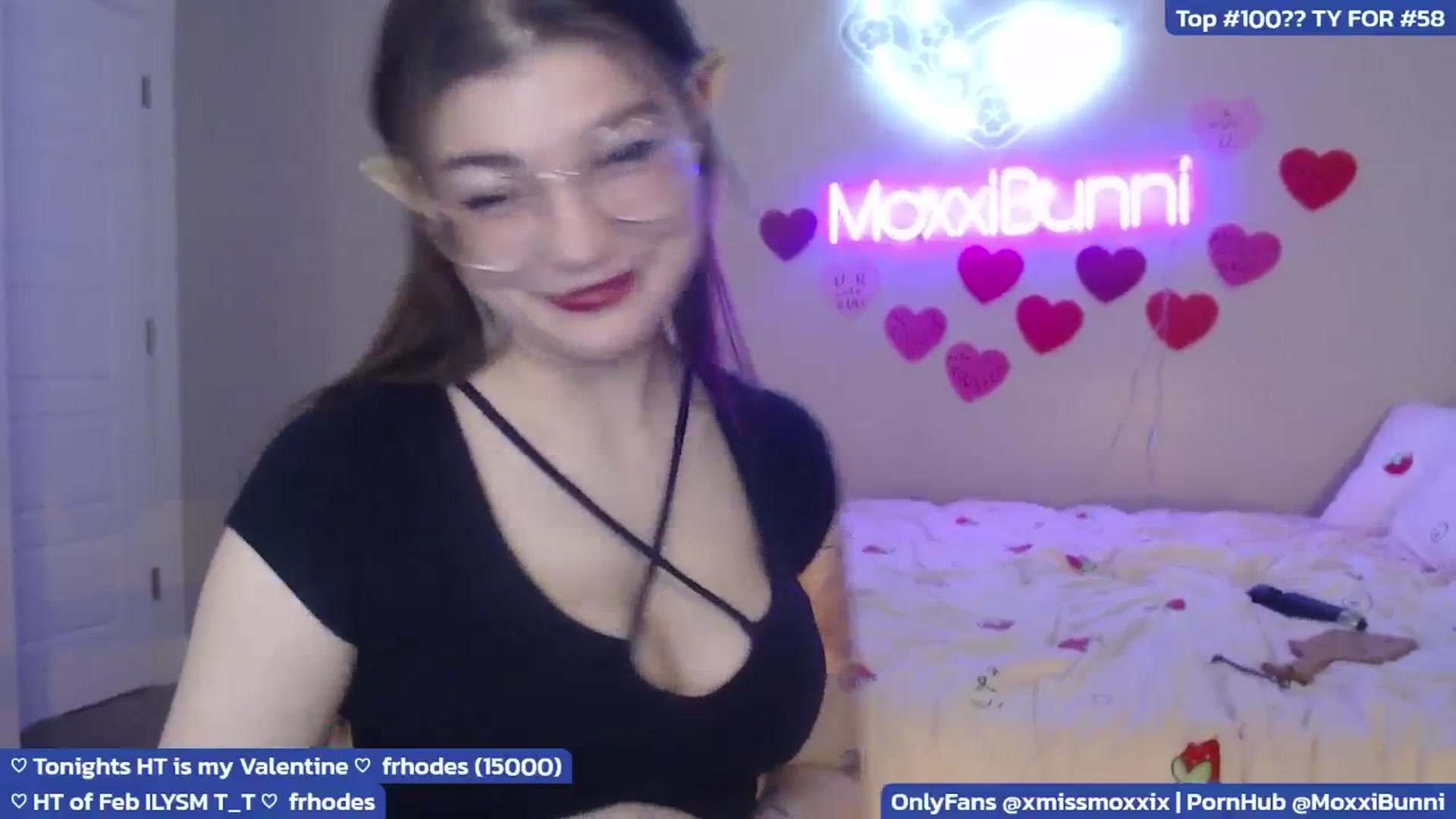 Gallery image thumbnail from MoxxiBunni's myfreecams stream on, 02/08/2025, 06:13 image 5 of 20