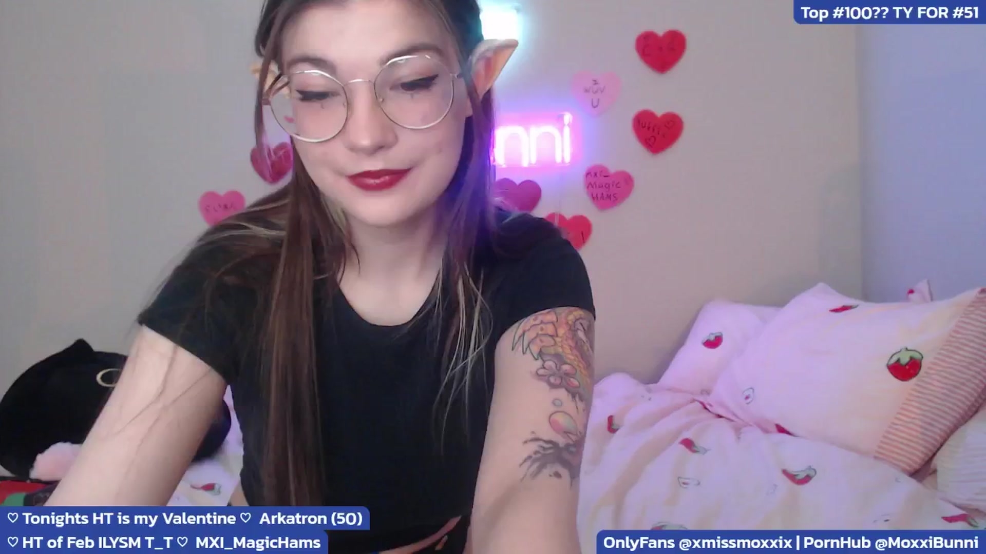 Gallery image thumbnail from MoxxiBunni's myfreecams stream on, 02/10/2025, 23:35 image 8 of 20