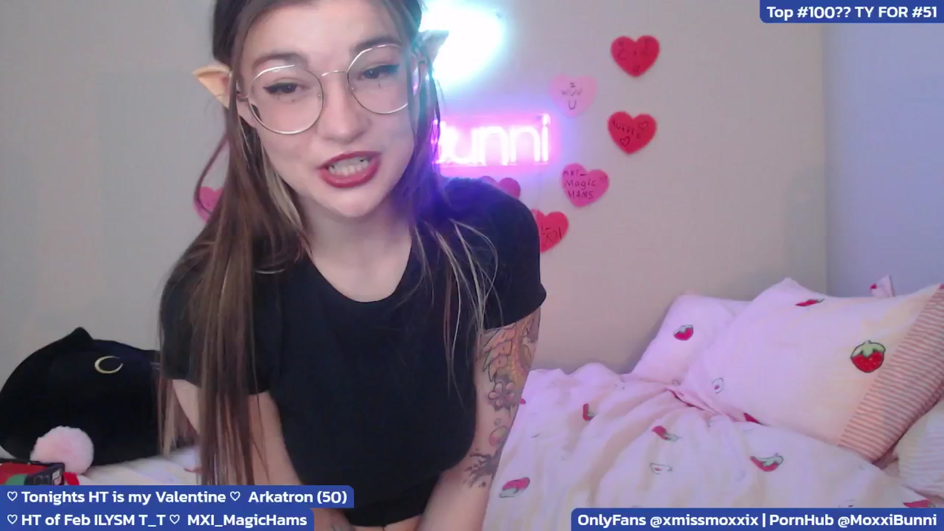 Gallery image thumbnail from MoxxiBunni's myfreecams stream on, 02/10/2025, 23:35 image 7 of 20