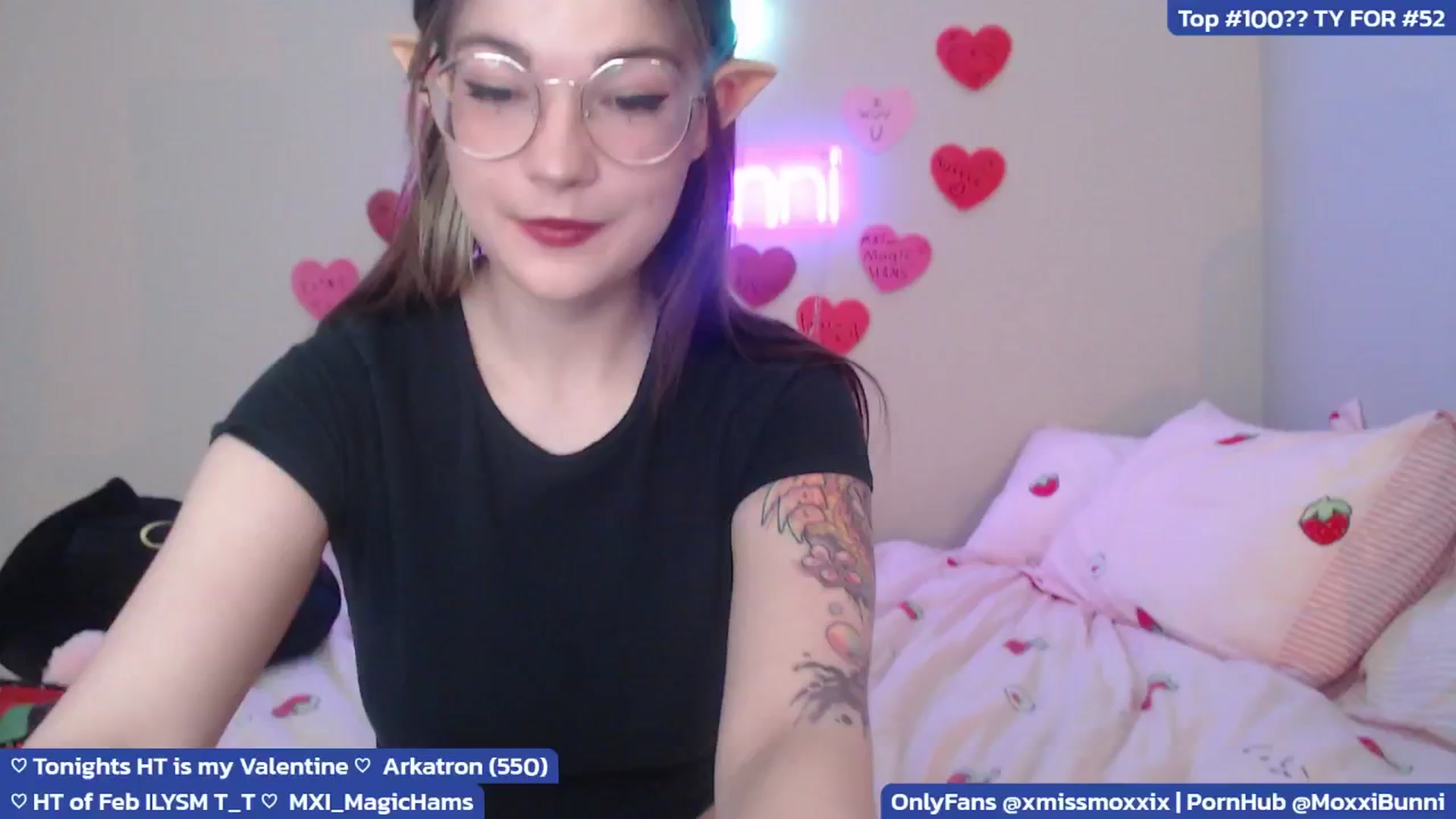 Gallery image thumbnail from MoxxiBunni's myfreecams stream on, 02/10/2025, 23:35 image 17 of 20