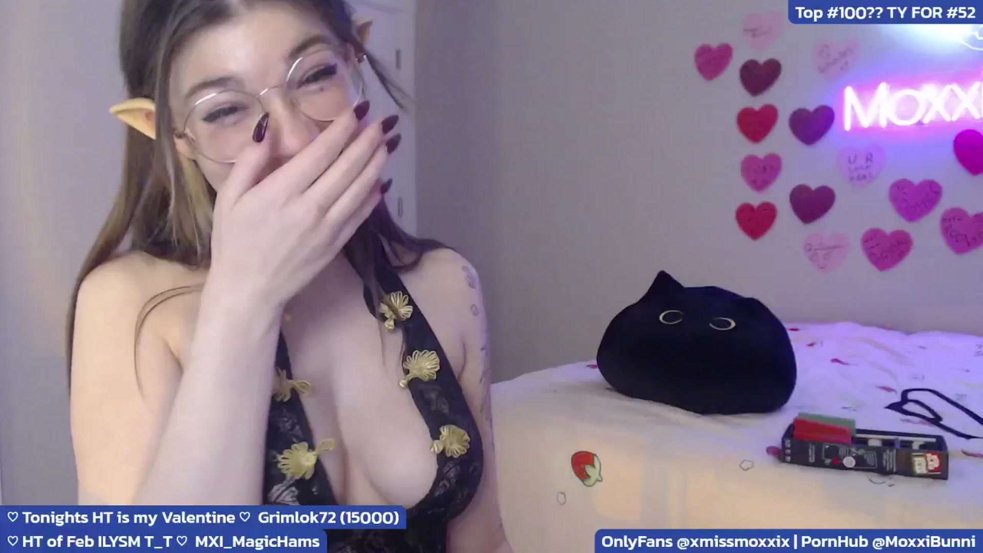 Gallery image thumbnail from MoxxiBunni's myfreecams stream on, 02/22/2025, 06:59 image 9 of 20