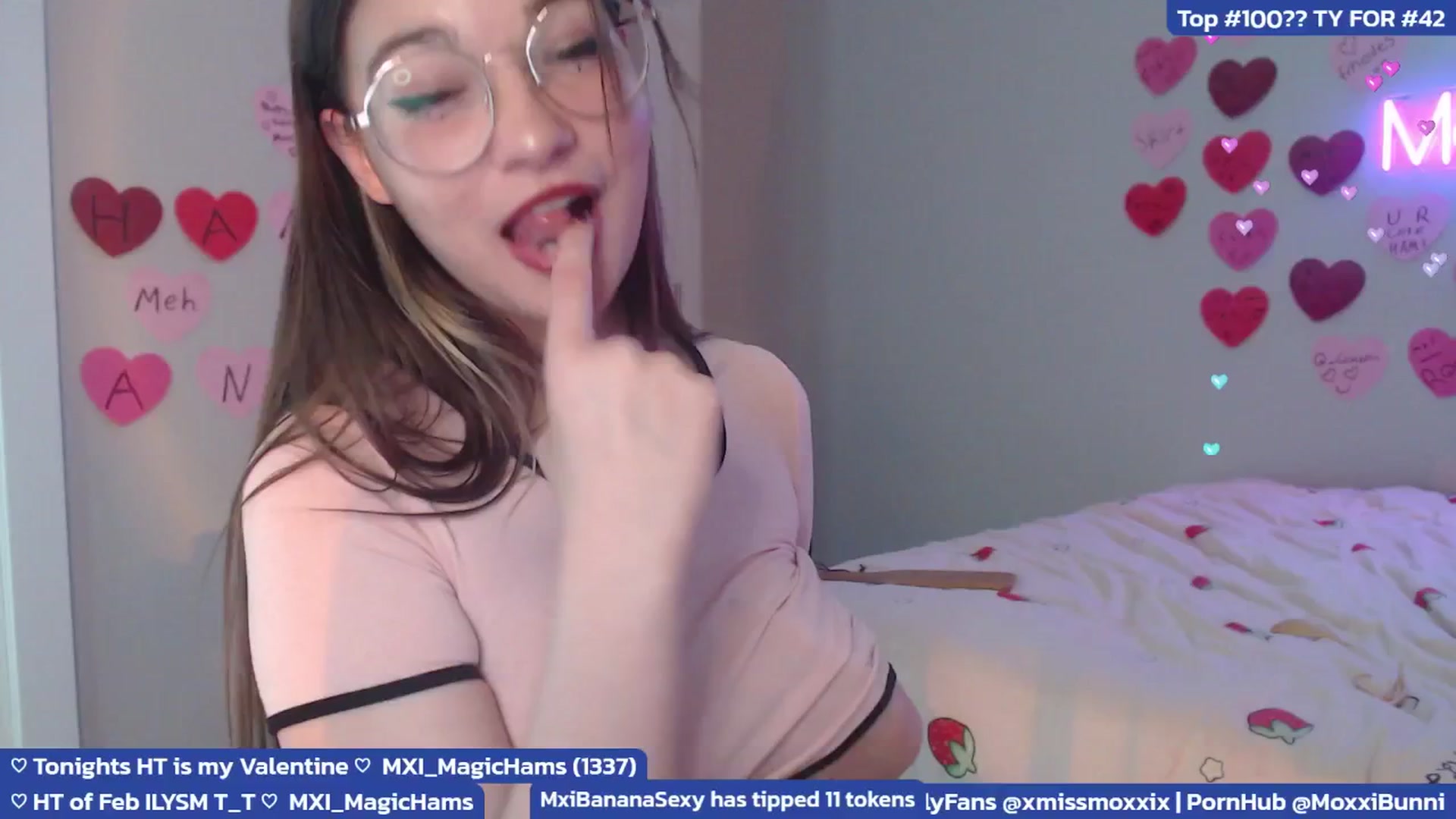 Gallery image thumbnail from MoxxiBunni's myfreecams stream on, 02/23/2025, 06:20 image 5 of 20