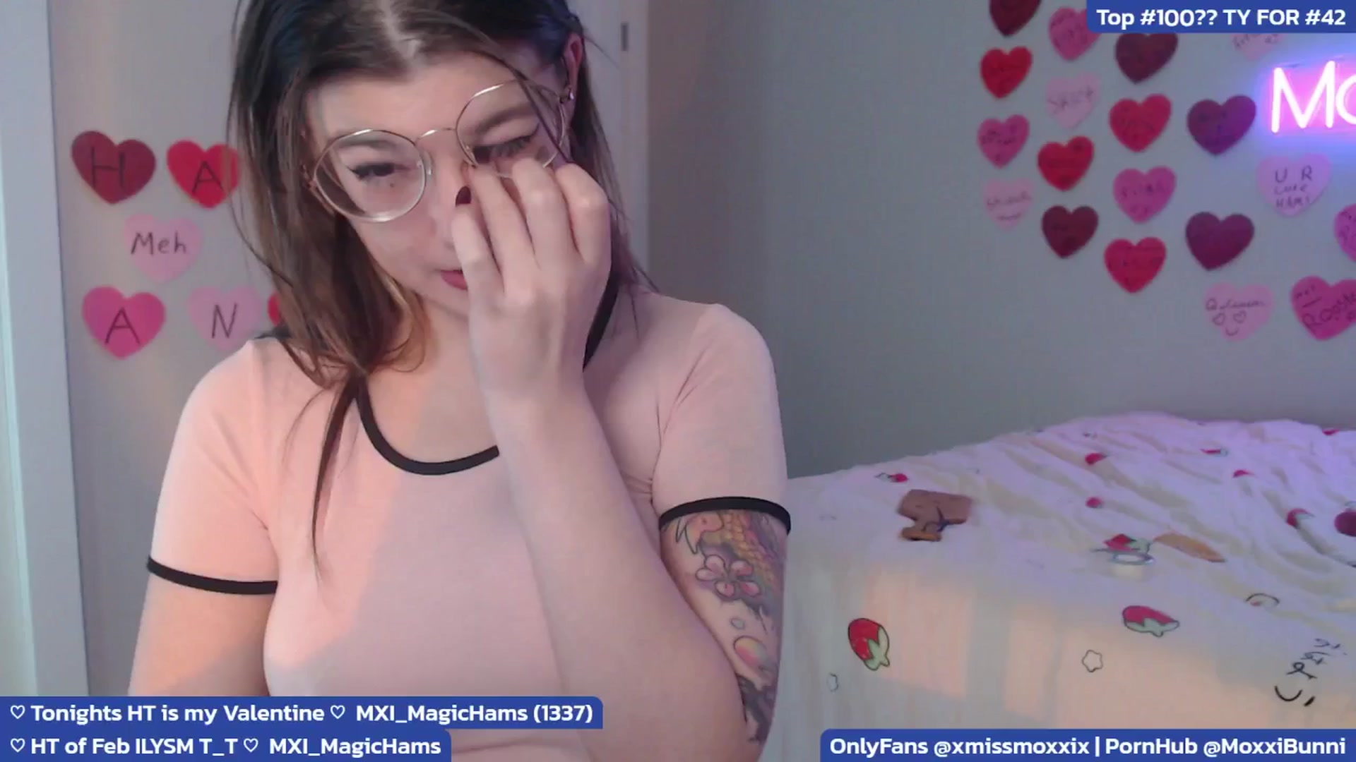 Gallery image thumbnail from MoxxiBunni's myfreecams stream on, 02/23/2025, 06:20 image 13 of 20