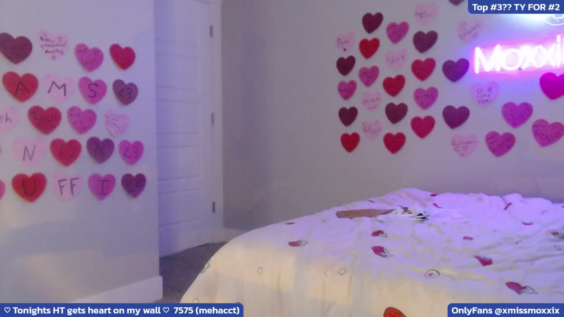 Gallery image thumbnail from MoxxiBunni's myfreecams stream on, 04/05/2025, 05:48 image 11 of 20