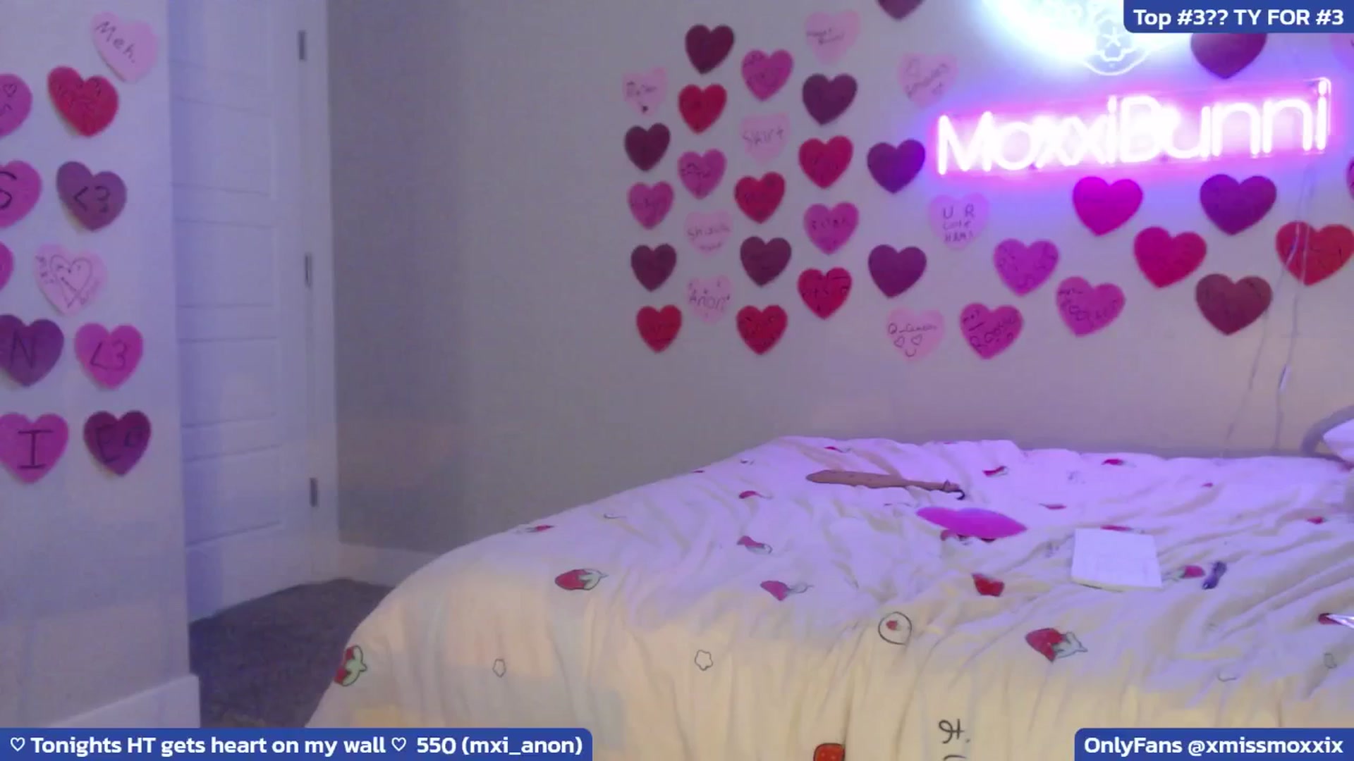 Gallery image thumbnail from MoxxiBunni's myfreecams stream on, 04/09/2025, 05:11 image 18 of 20
