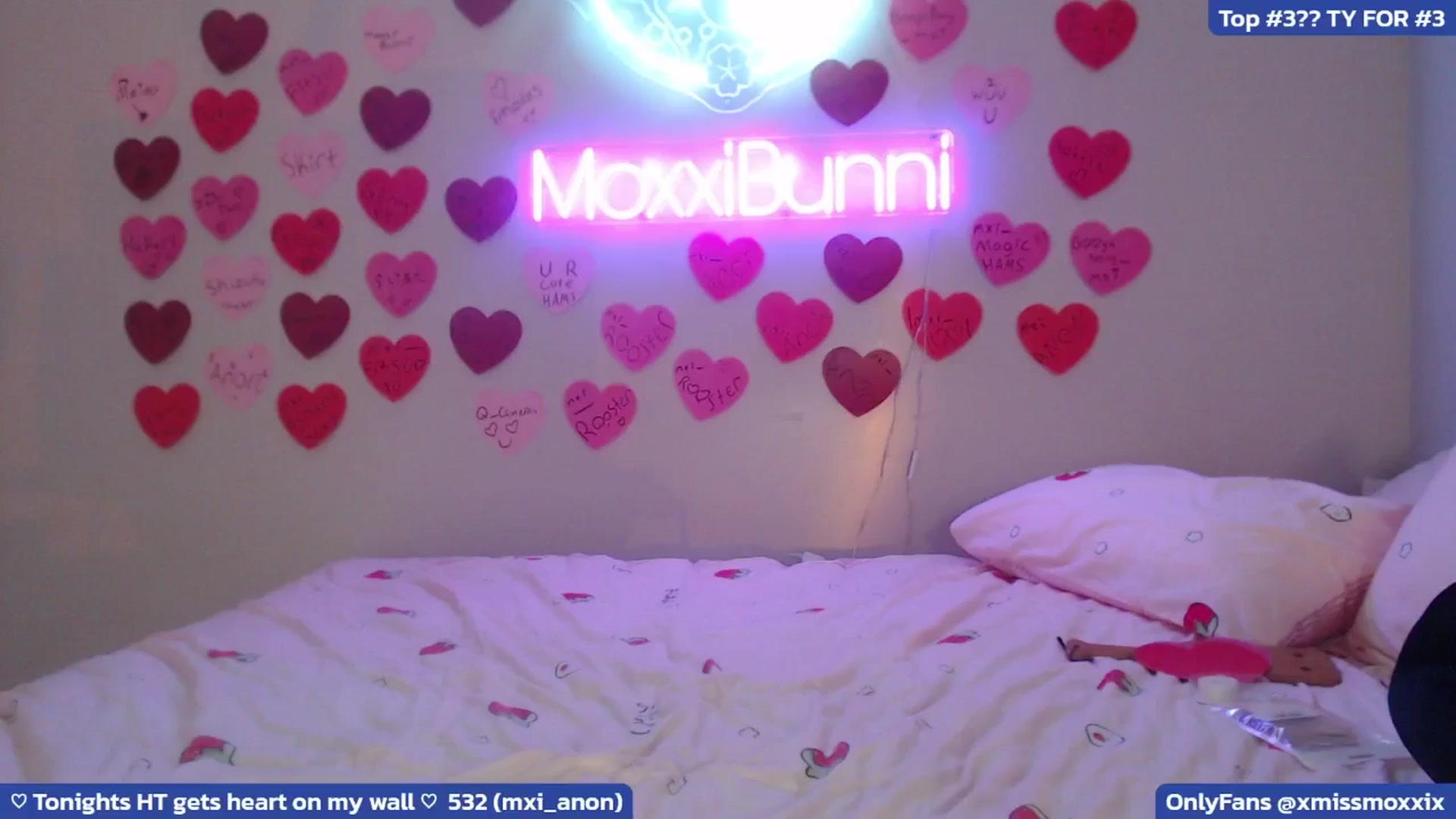 Gallery image thumbnail from MoxxiBunni's myfreecams stream on, 04/13/2025, 04:19 image 12 of 20