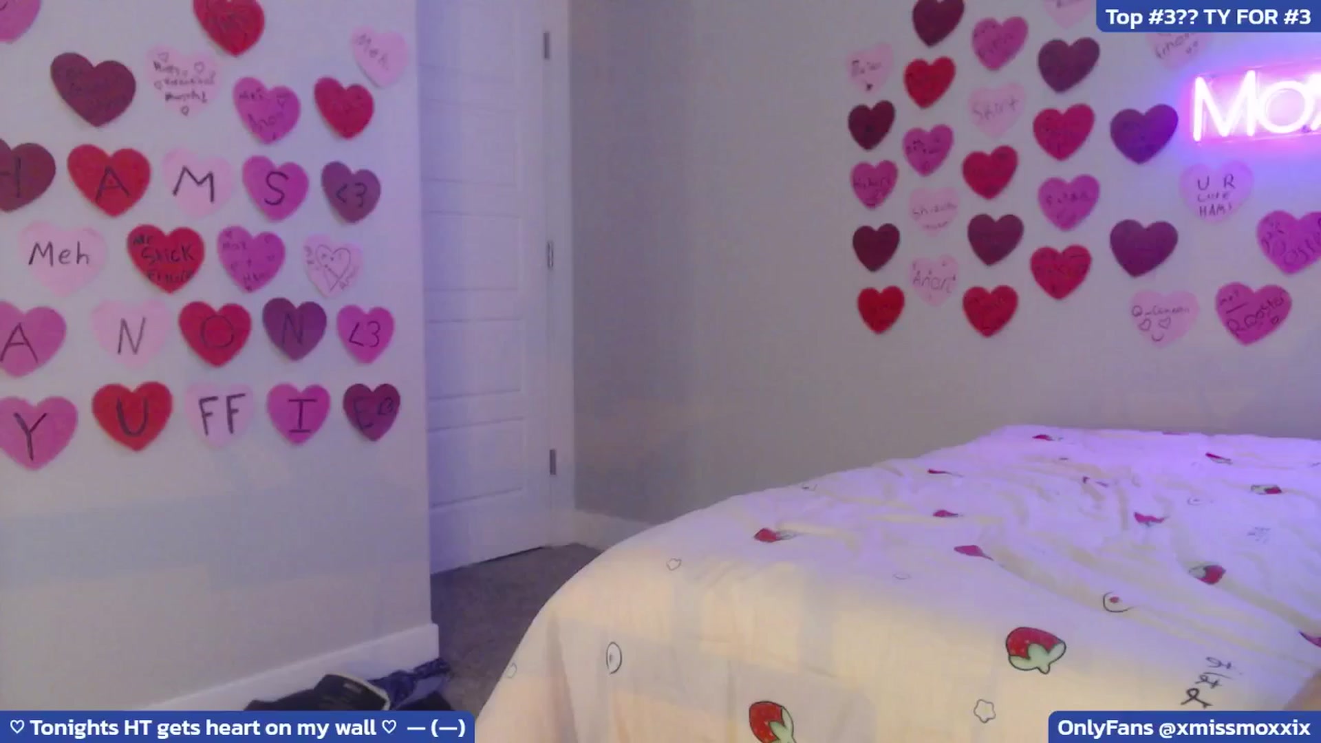 Gallery image thumbnail from MoxxiBunni's myfreecams stream on, 04/13/2025, 04:19 image 1 of 20