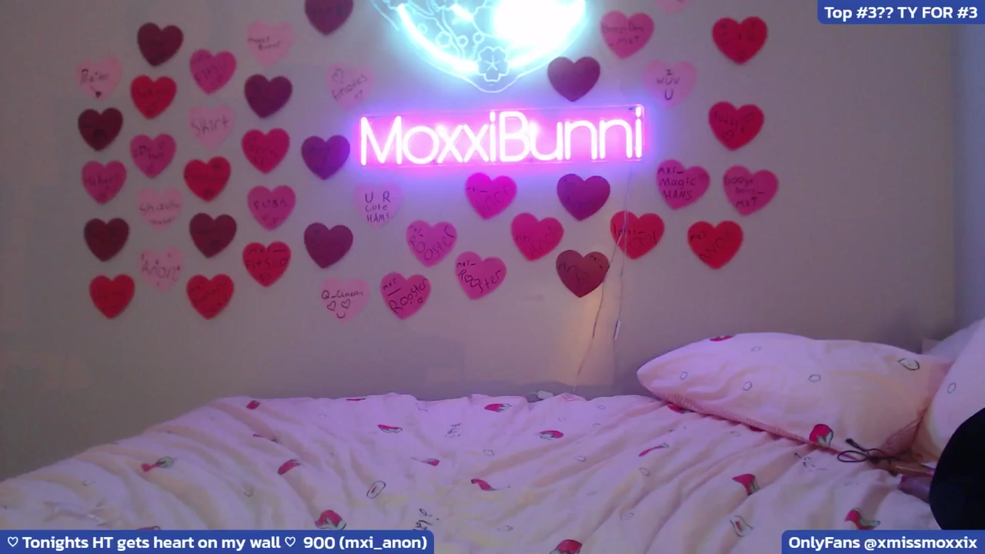 Gallery image thumbnail from MoxxiBunni's myfreecams stream on, 04/13/2025, 04:53 image 6 of 20