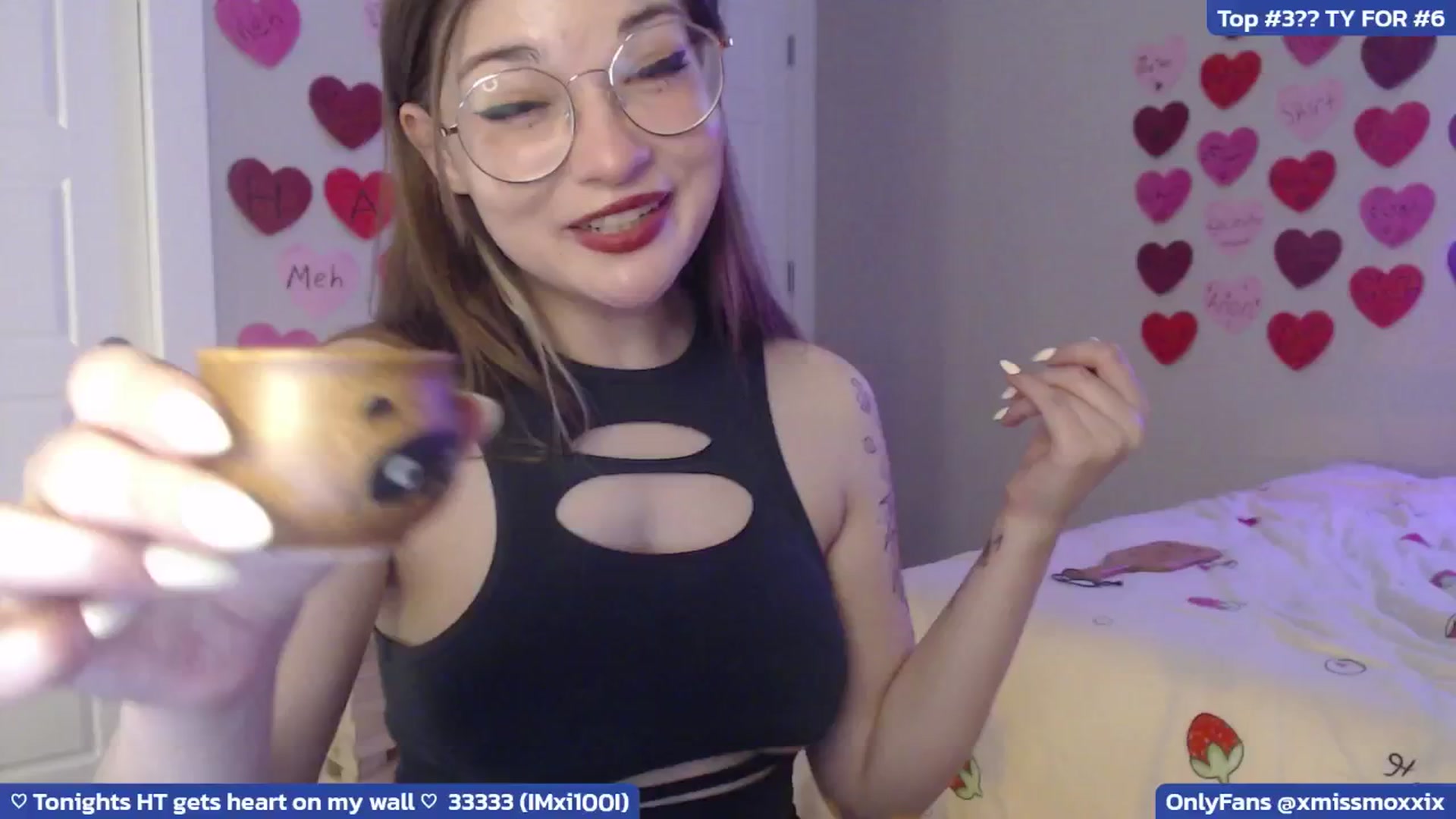 Gallery image thumbnail from MoxxiBunni's myfreecams stream on, 04/26/2025, 06:39 image 2 of 20