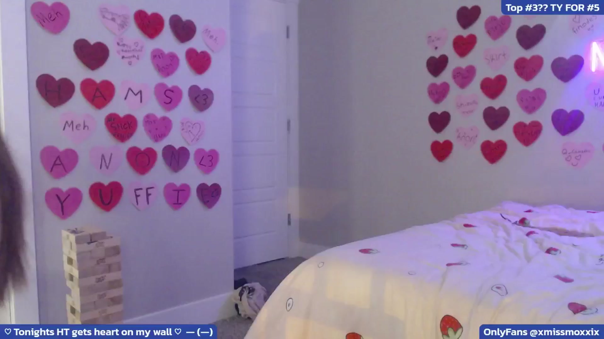 Gallery image thumbnail from MoxxiBunni's myfreecams stream on, 04/27/2025, 05:31 image 1 of 20