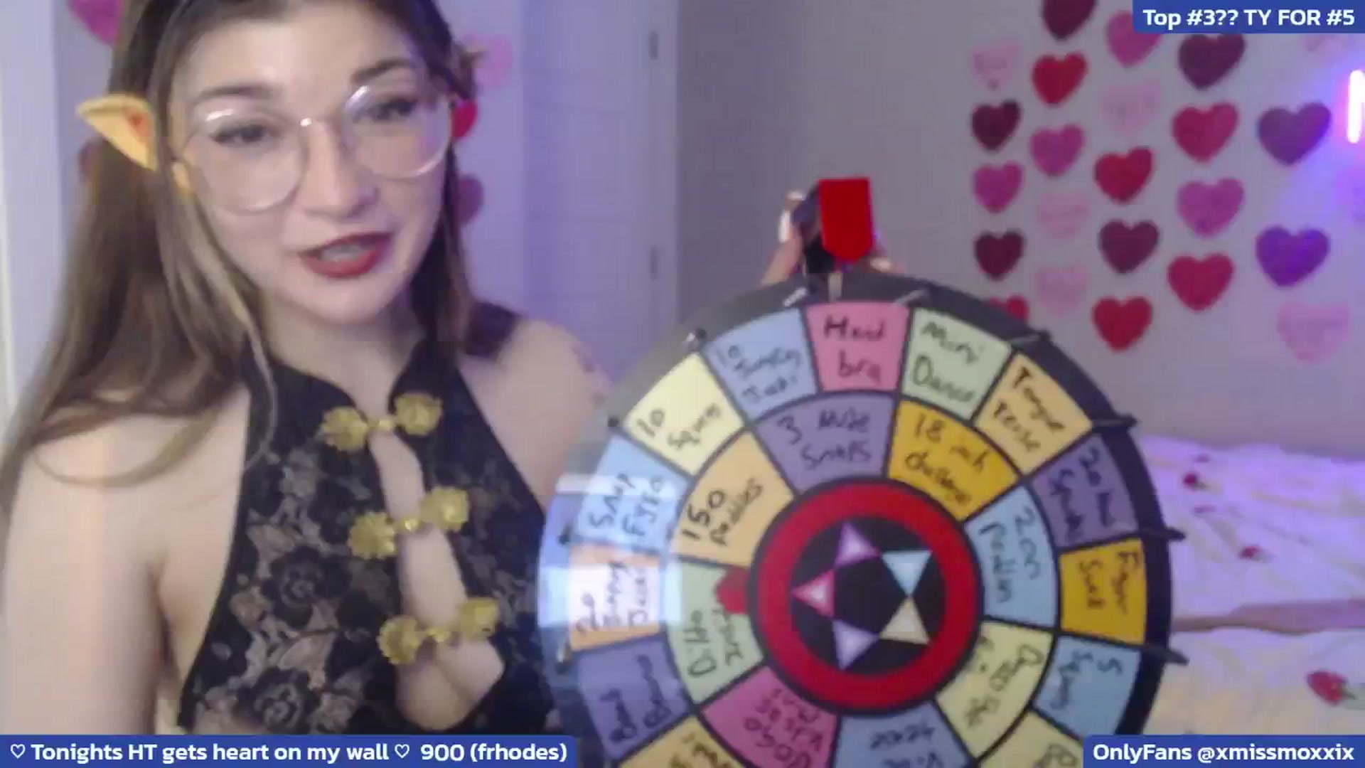 Gallery image thumbnail from MoxxiBunni's myfreecams stream on, 04/27/2025, 05:31 image 7 of 20
