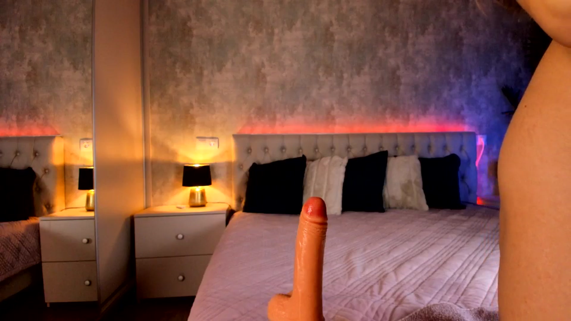 Gallery image thumbnail from Mq_Raisa's myfreecams stream on, 04/07/2025, 14:53 image 19 of 20