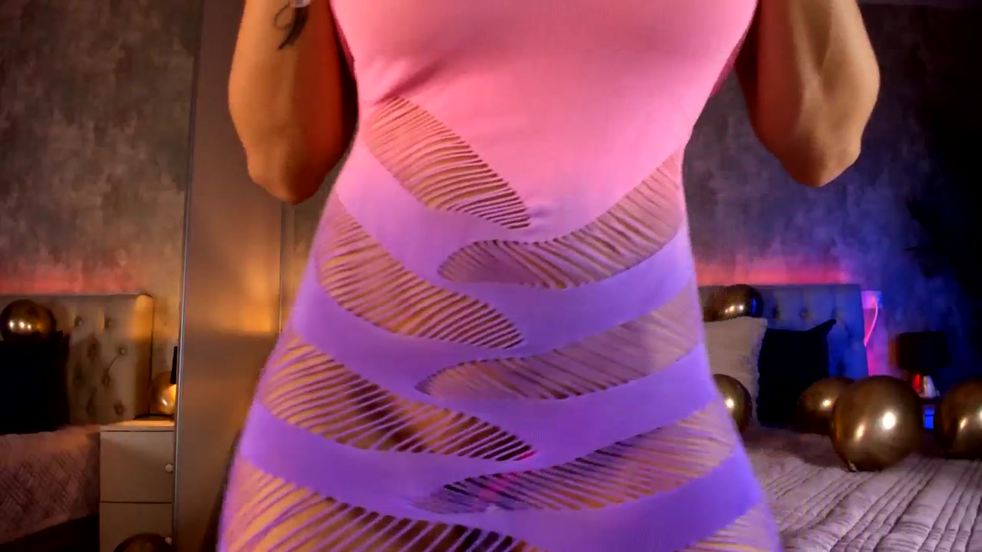 Gallery image thumbnail from Mq_Raisa's myfreecams stream on, 09/09/2025, 14:30 image 12 of 20