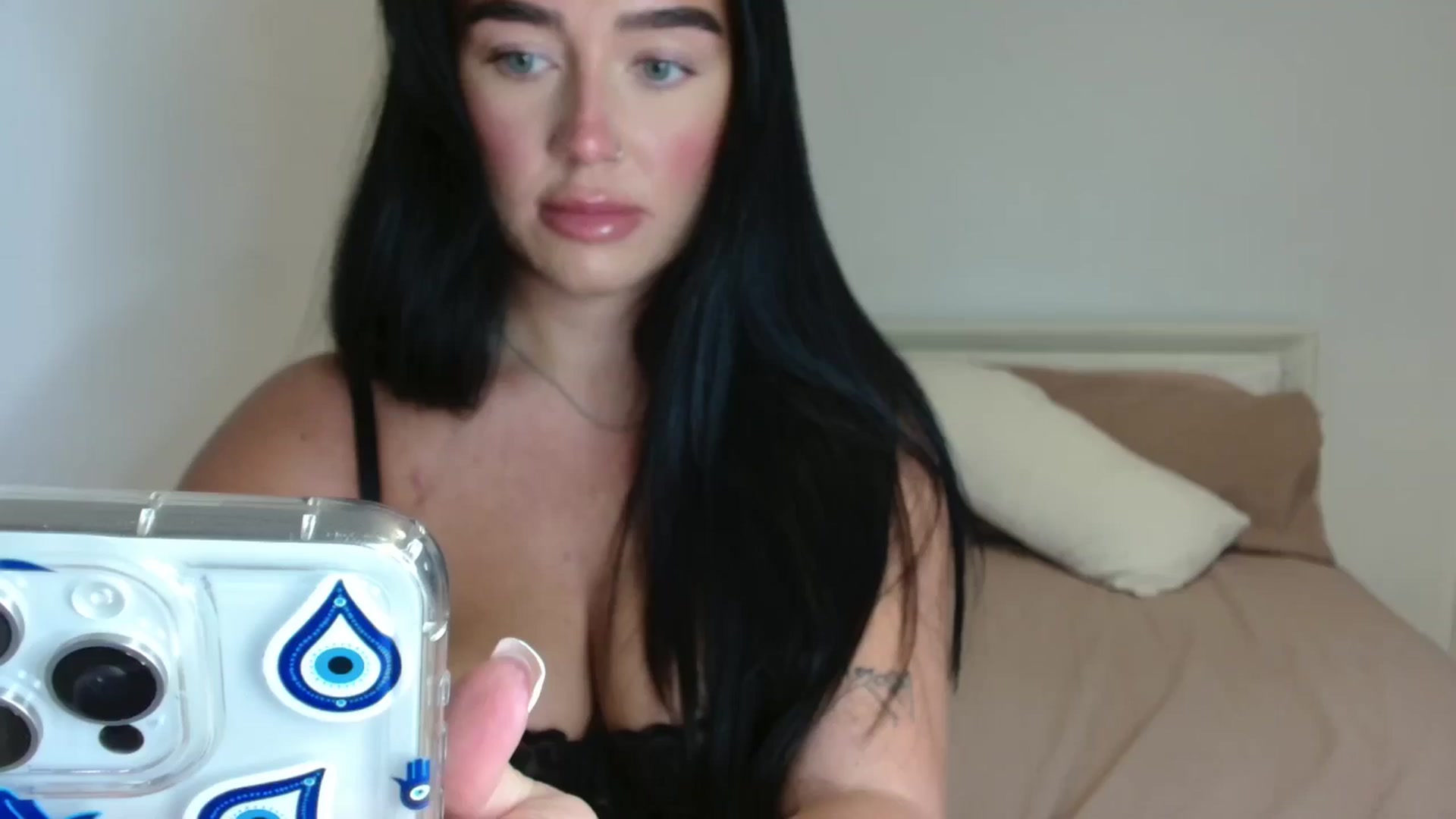 Gallery image thumbnail from MrsLitt's myfreecams stream on, 03/03/2025, 15:12 image 13 of 20