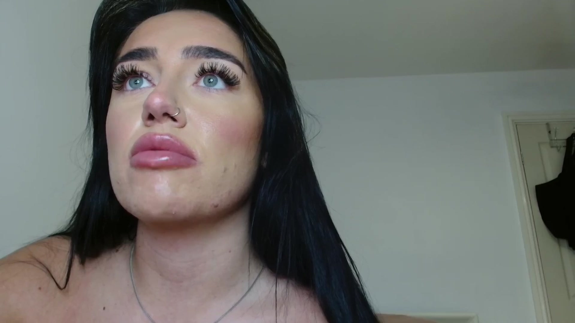 Gallery image thumbnail from MrsLitt's myfreecams stream on, 03/11/2025, 24:41 image 2 of 20