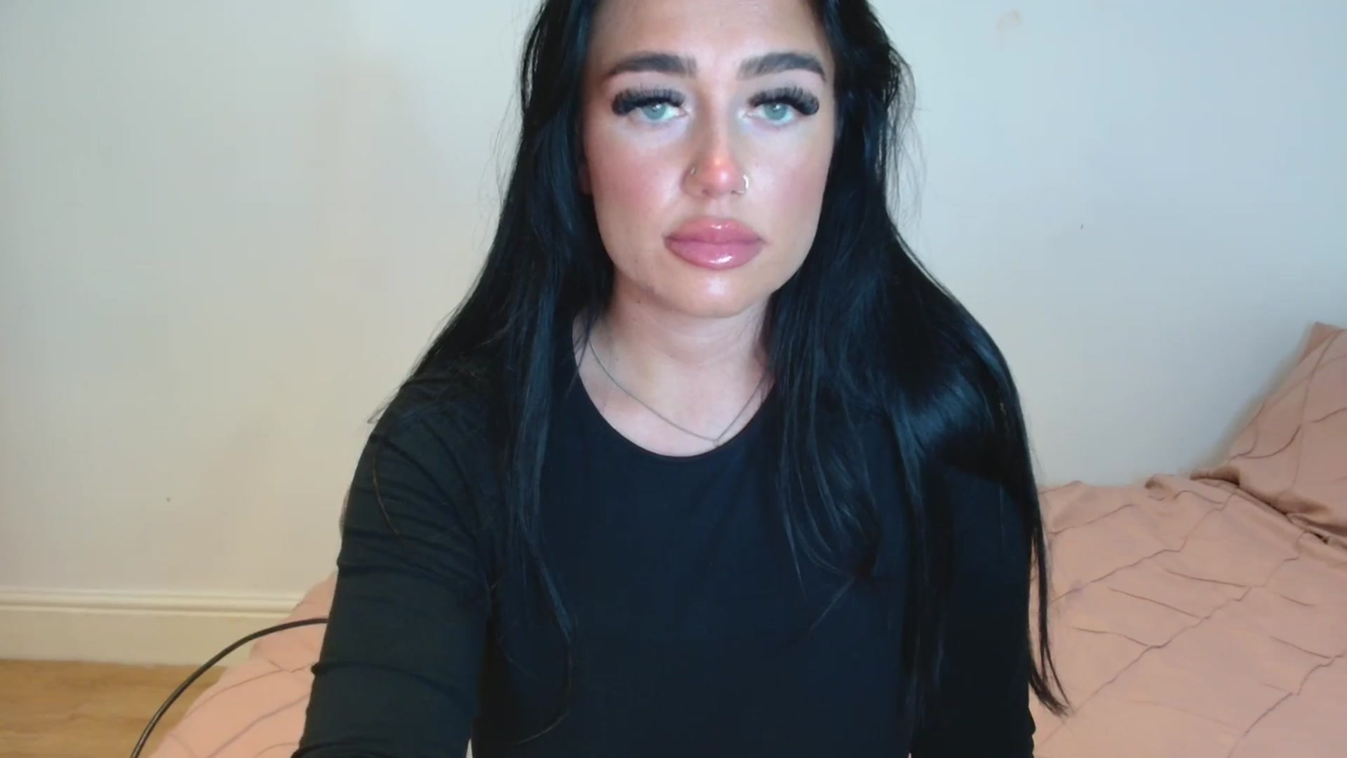 Gallery image thumbnail from MrsLitt's myfreecams stream on, 03/25/2025, 14:23 image 19 of 20