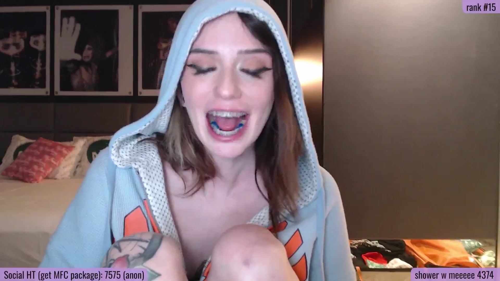 Gallery image thumbnail from MrsPunish's myfreecams stream on, 10/07/2025, 06:03 image 10 of 20