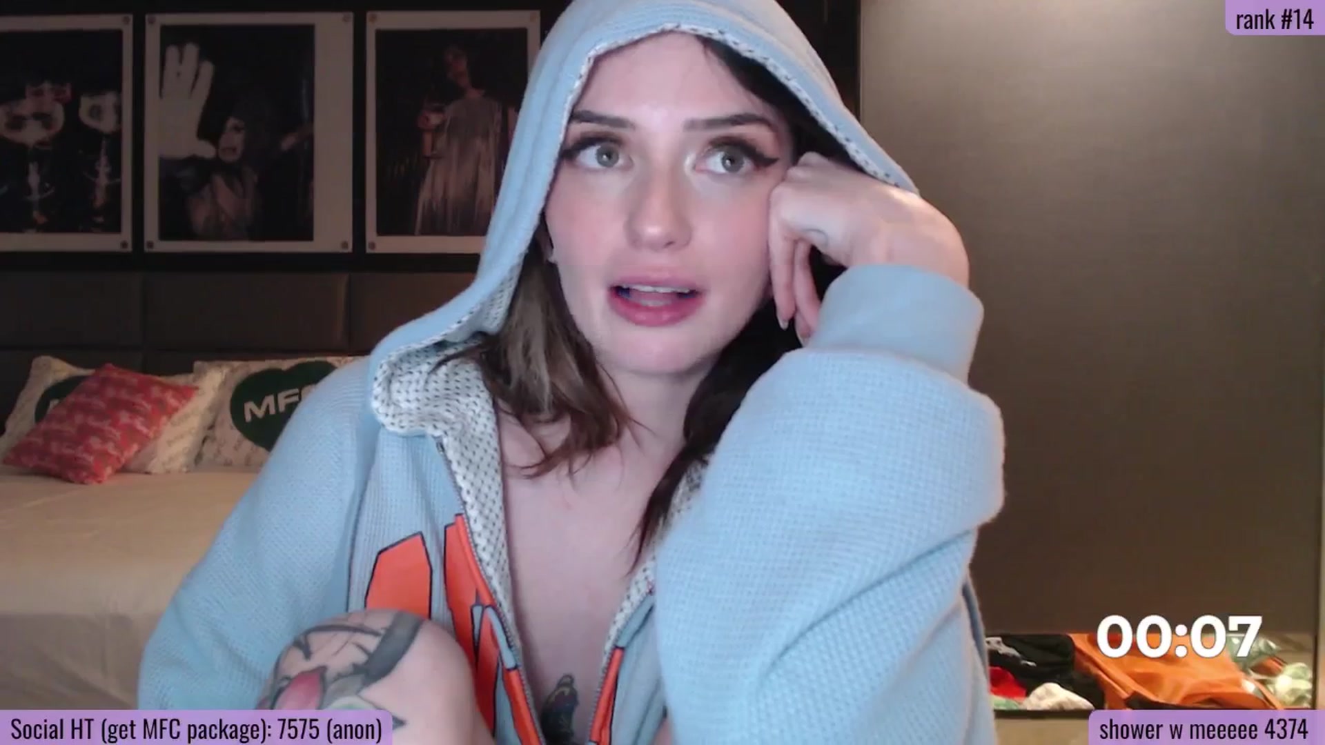 Gallery image thumbnail from MrsPunish's myfreecams stream on, 10/07/2025, 06:03 image 9 of 20