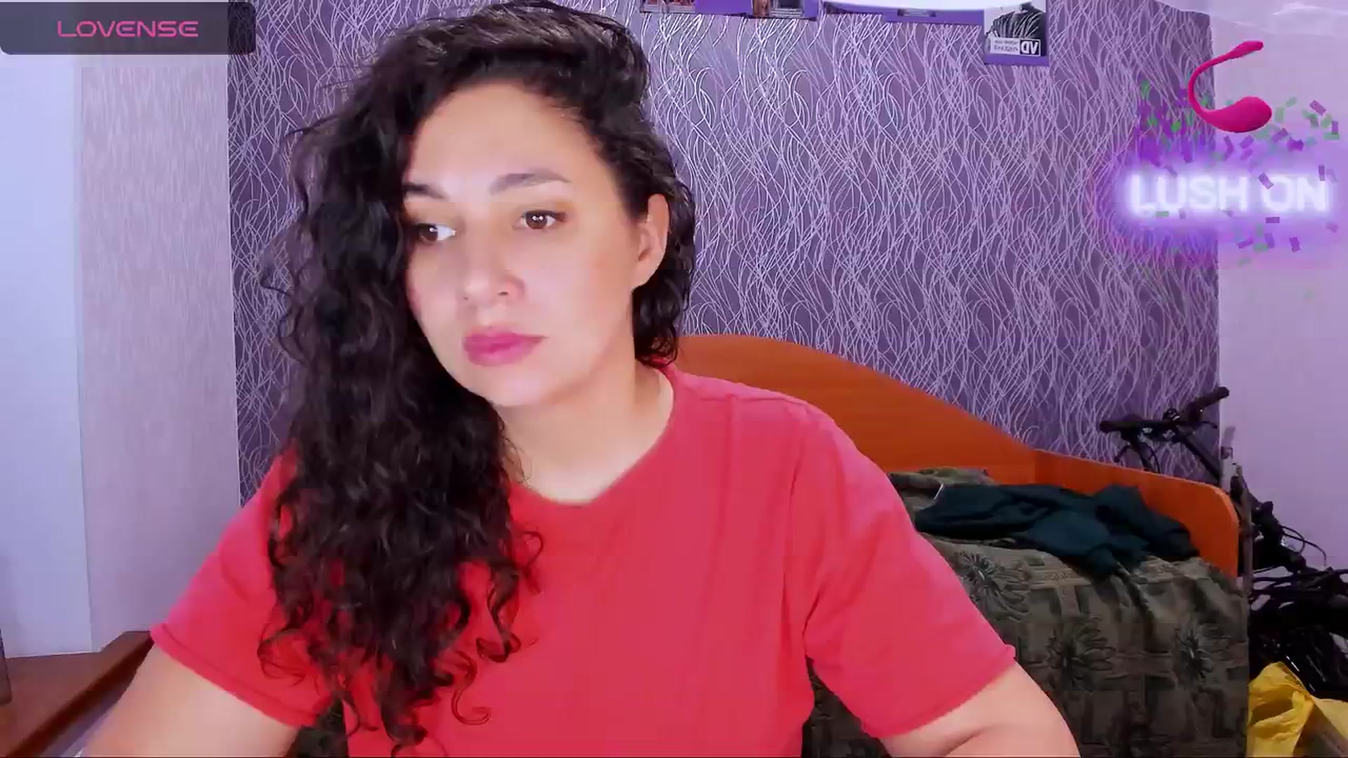 Gallery image thumbnail from MrsViola's myfreecams stream on, 02/19/2024, 10:03 image 5 of 20