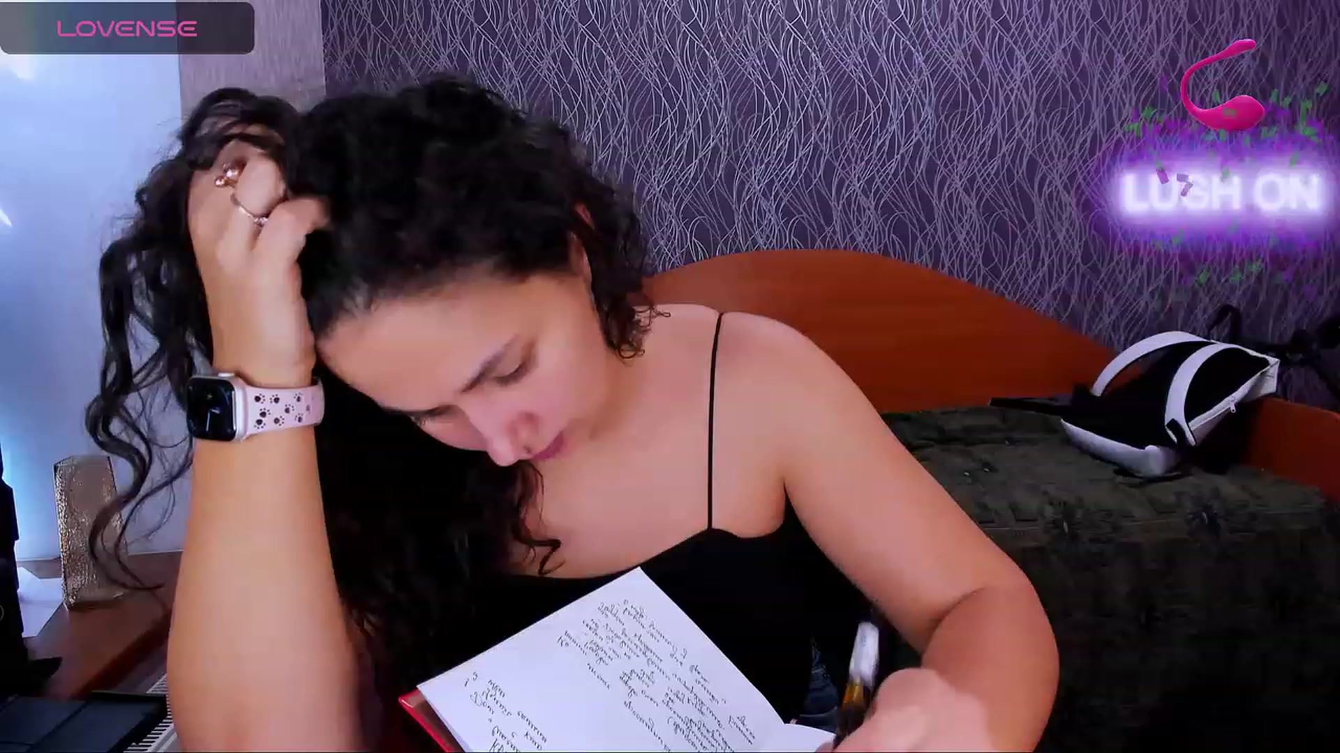 Gallery image thumbnail from MrsViola's myfreecams stream on, 02/21/2024, 10:31 image 2 of 20