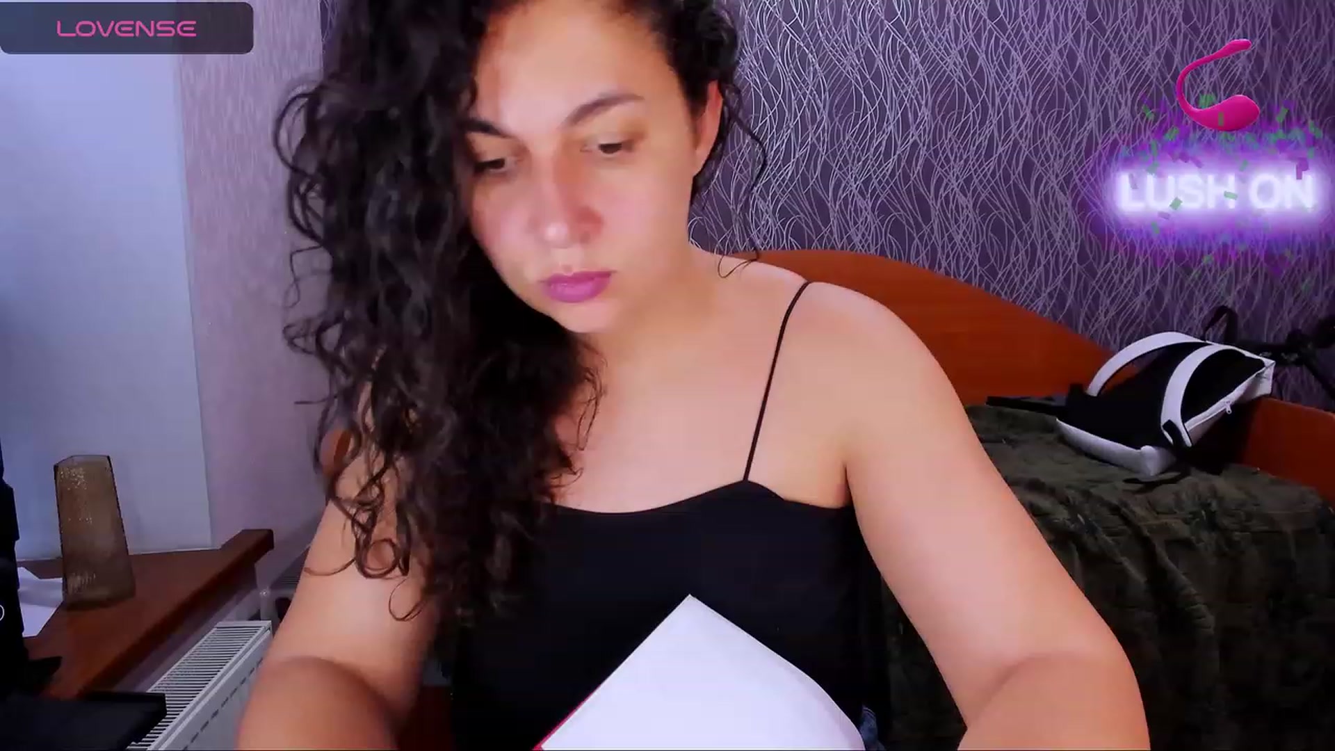 Gallery image thumbnail from MrsViola's myfreecams stream on, 02/21/2024, 11:45 image 9 of 20