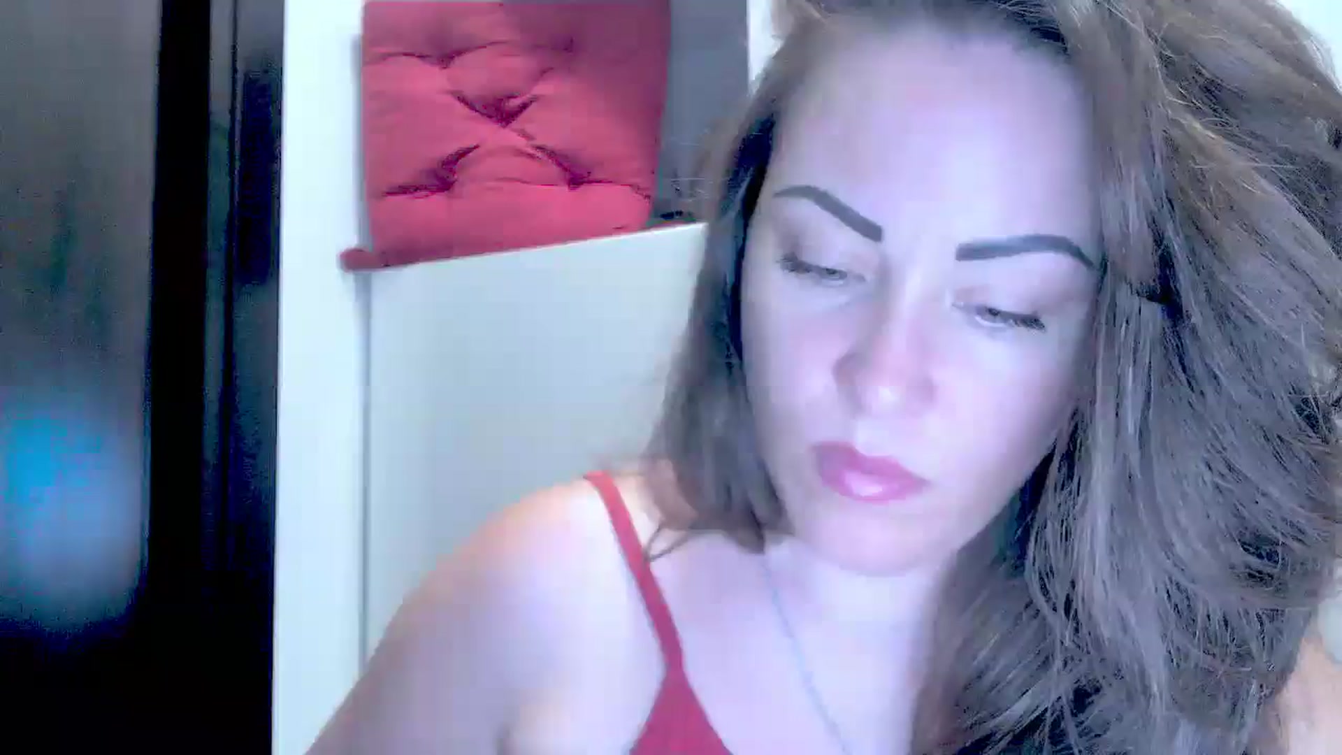 Gallery image thumbnail from Mrsfoxy's myfreecams stream on, 07/23/2025, 14:38 image 11 of 20
