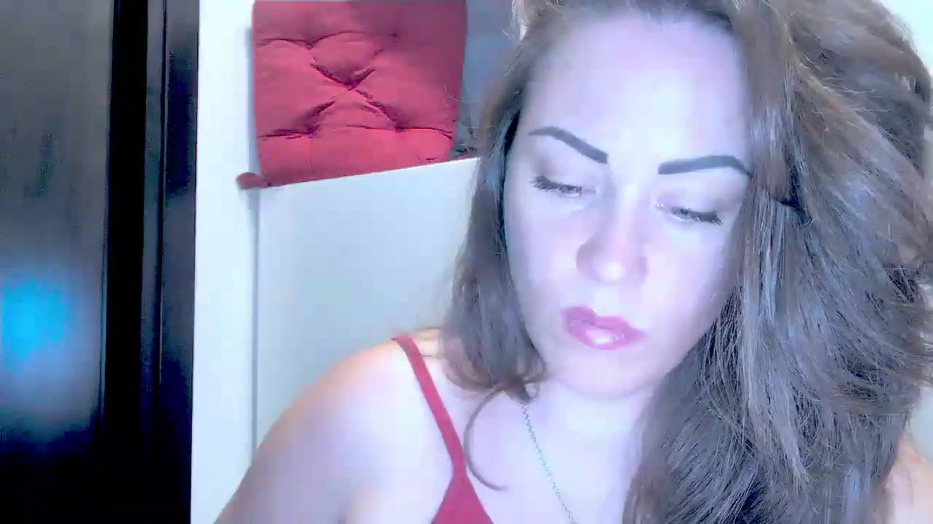 Gallery image thumbnail from Mrsfoxy's myfreecams stream on, 07/23/2025, 14:38 image 12 of 20