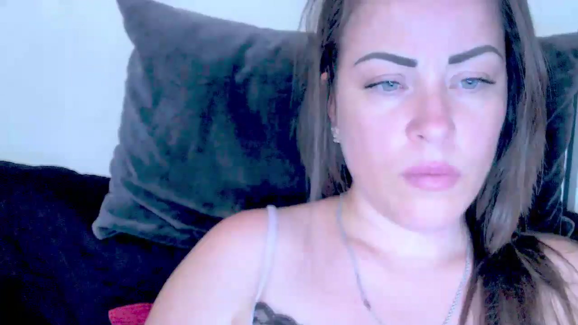 Gallery image thumbnail from Mrsfoxy's myfreecams stream on, 07/24/2025, 15:09 image 8 of 20