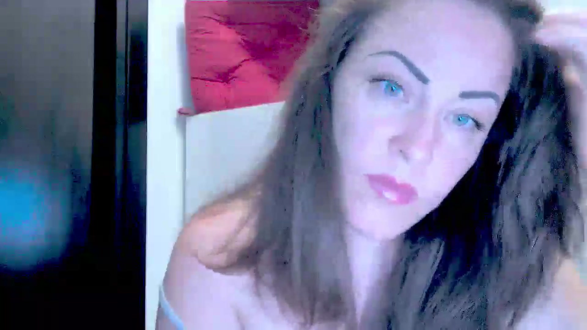 Gallery image thumbnail from Mrsfoxy's myfreecams stream on, 07/28/2025, 15:18 image 5 of 20