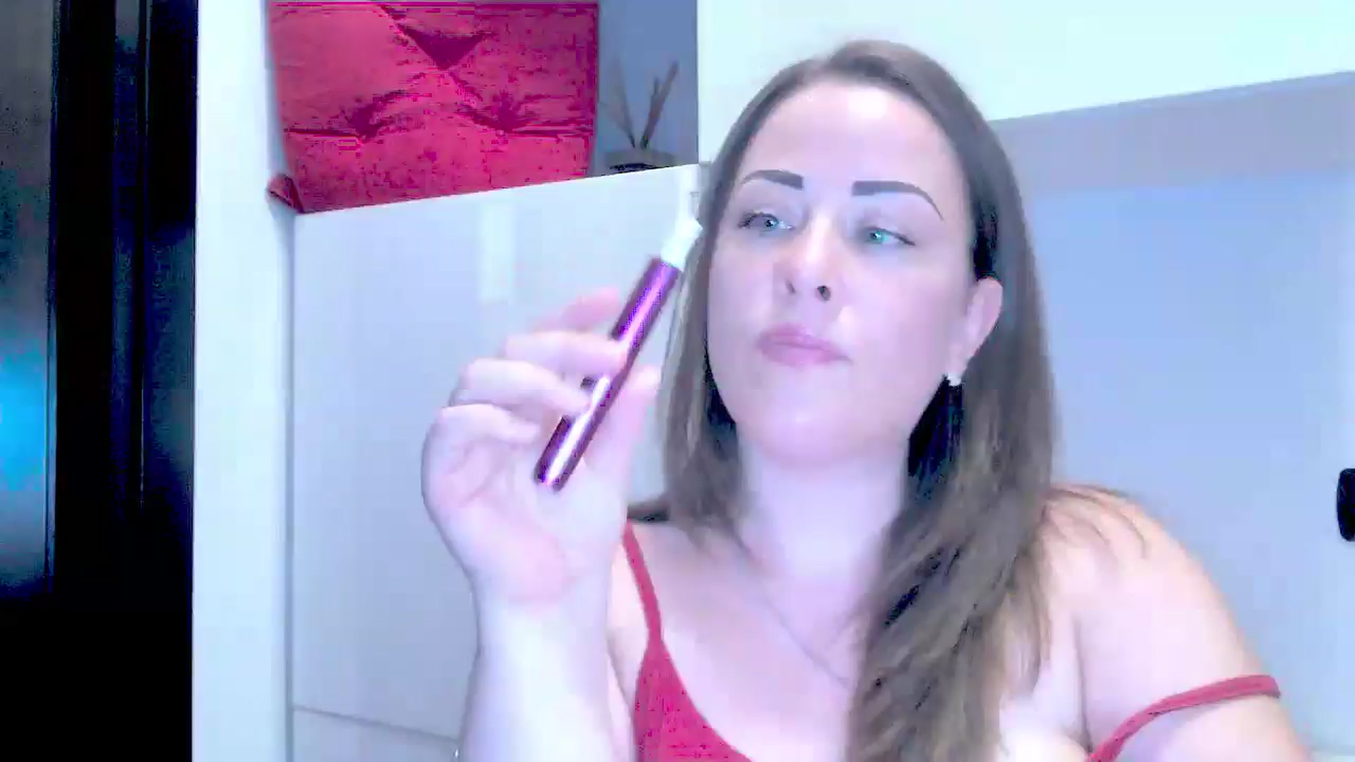 Gallery image thumbnail from Mrsfoxy's myfreecams stream on, 07/30/2025, 15:30 image 20 of 20
