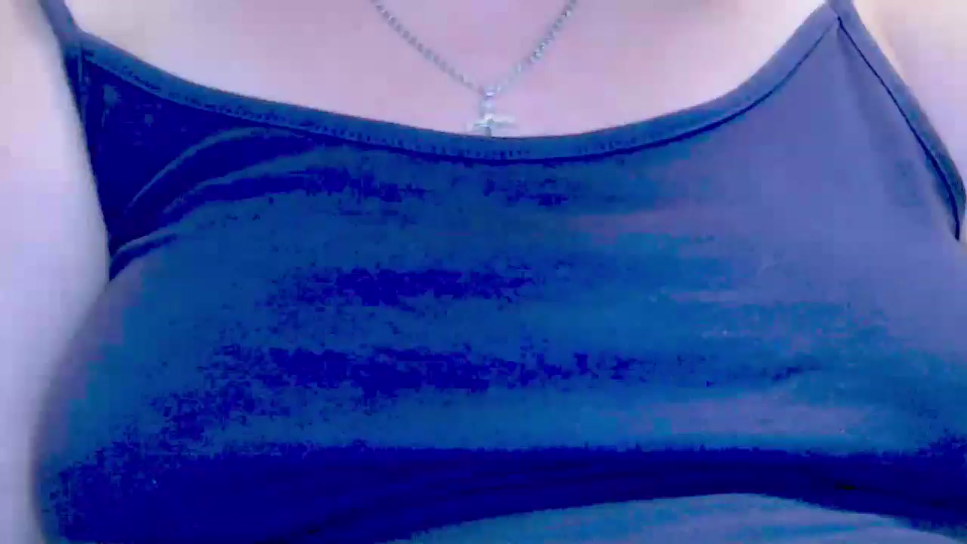 Gallery image thumbnail from Mrsfoxy's myfreecams stream on, 08/01/2025, 15:27 image 17 of 20