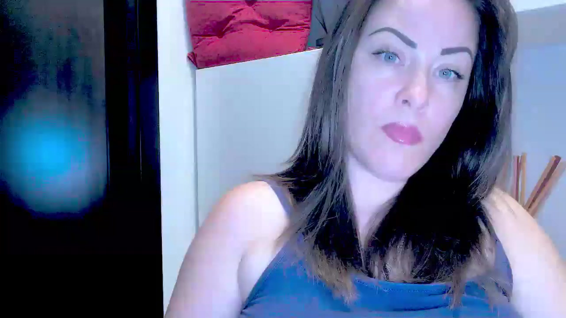 Gallery image thumbnail from Mrsfoxy's myfreecams stream on, 08/01/2025, 15:27 image 1 of 20