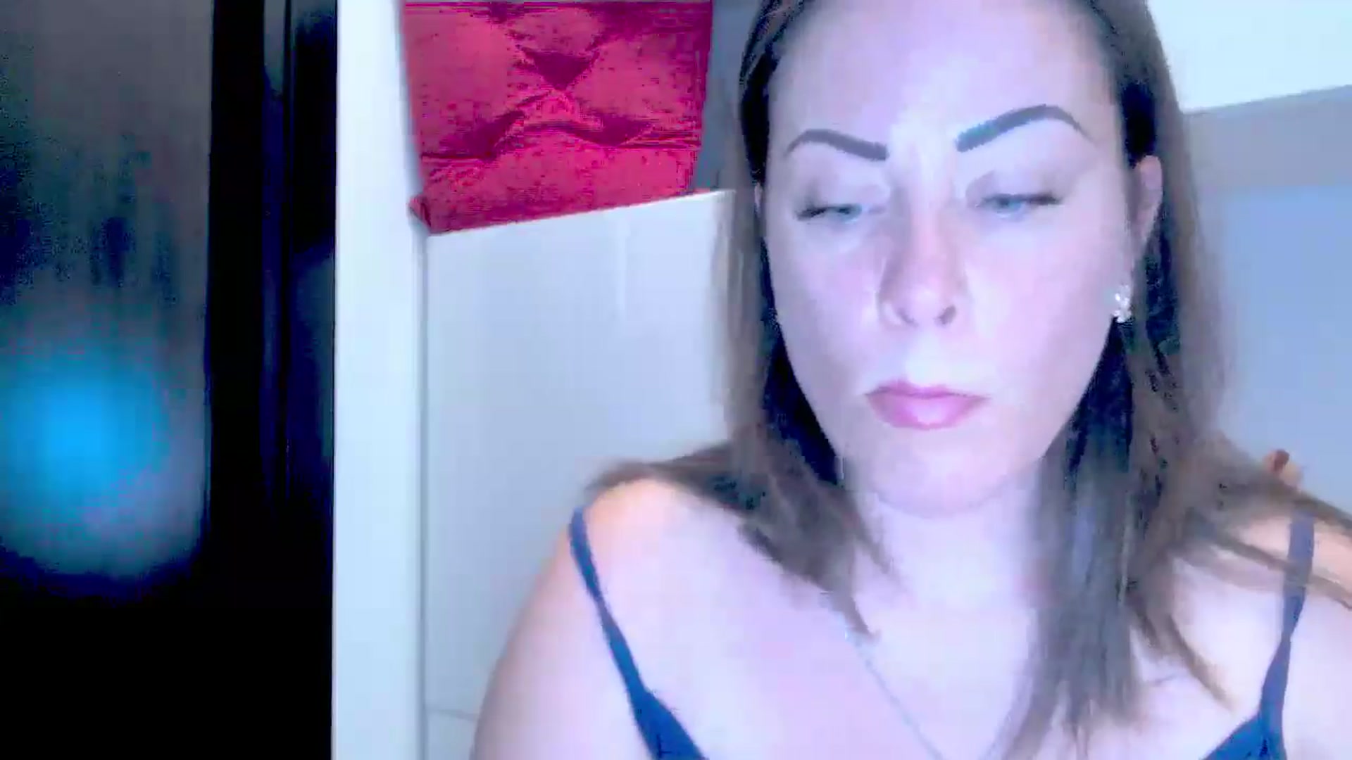 Gallery image thumbnail from Mrsfoxy's myfreecams stream on, 08/01/2025, 15:27 image 20 of 20
