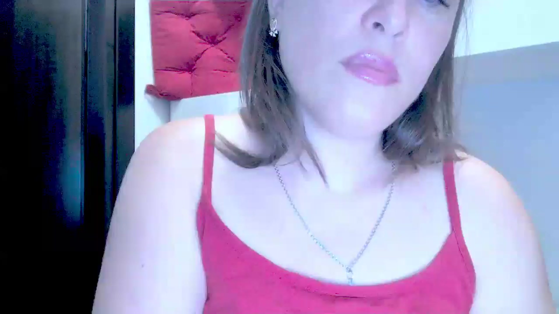 Gallery image thumbnail from Mrsfoxy's myfreecams stream on, 08/05/2025, 14:27 image 20 of 20