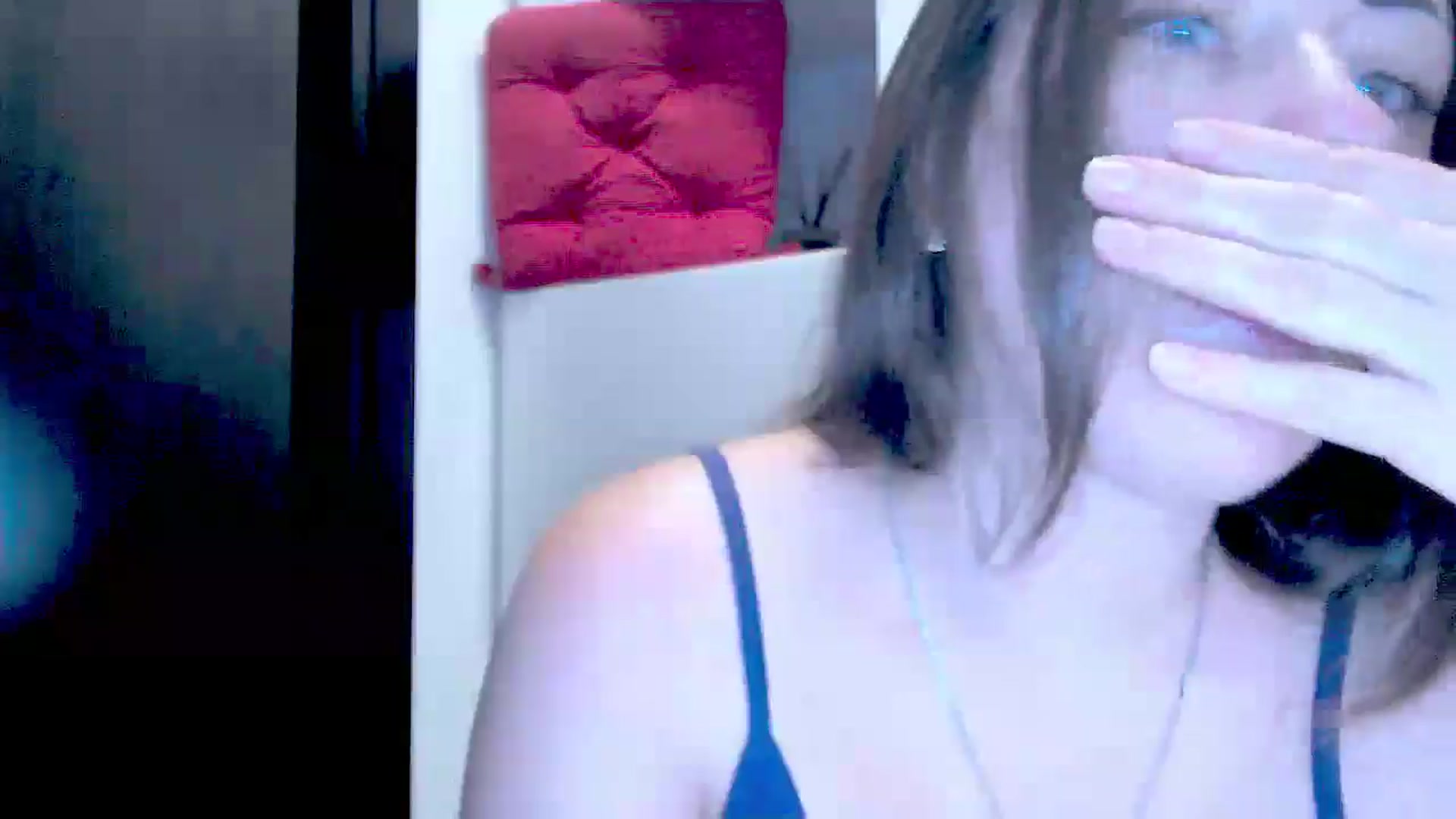 Gallery image thumbnail from Mrsfoxy's myfreecams stream on, 08/06/2025, 14:22 image 13 of 20